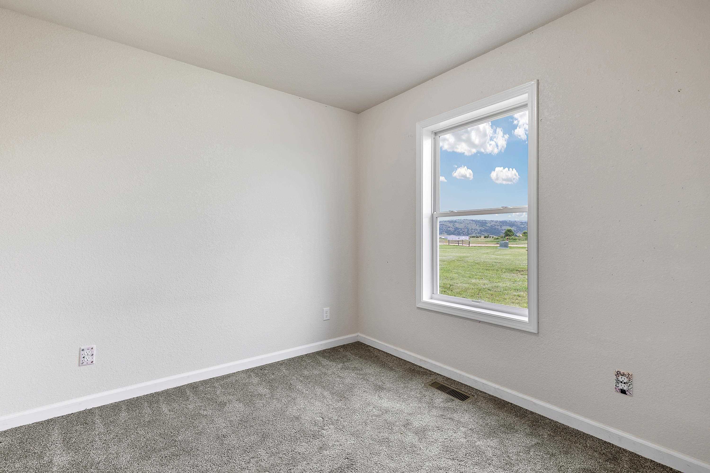 13208 Hillsview Drive