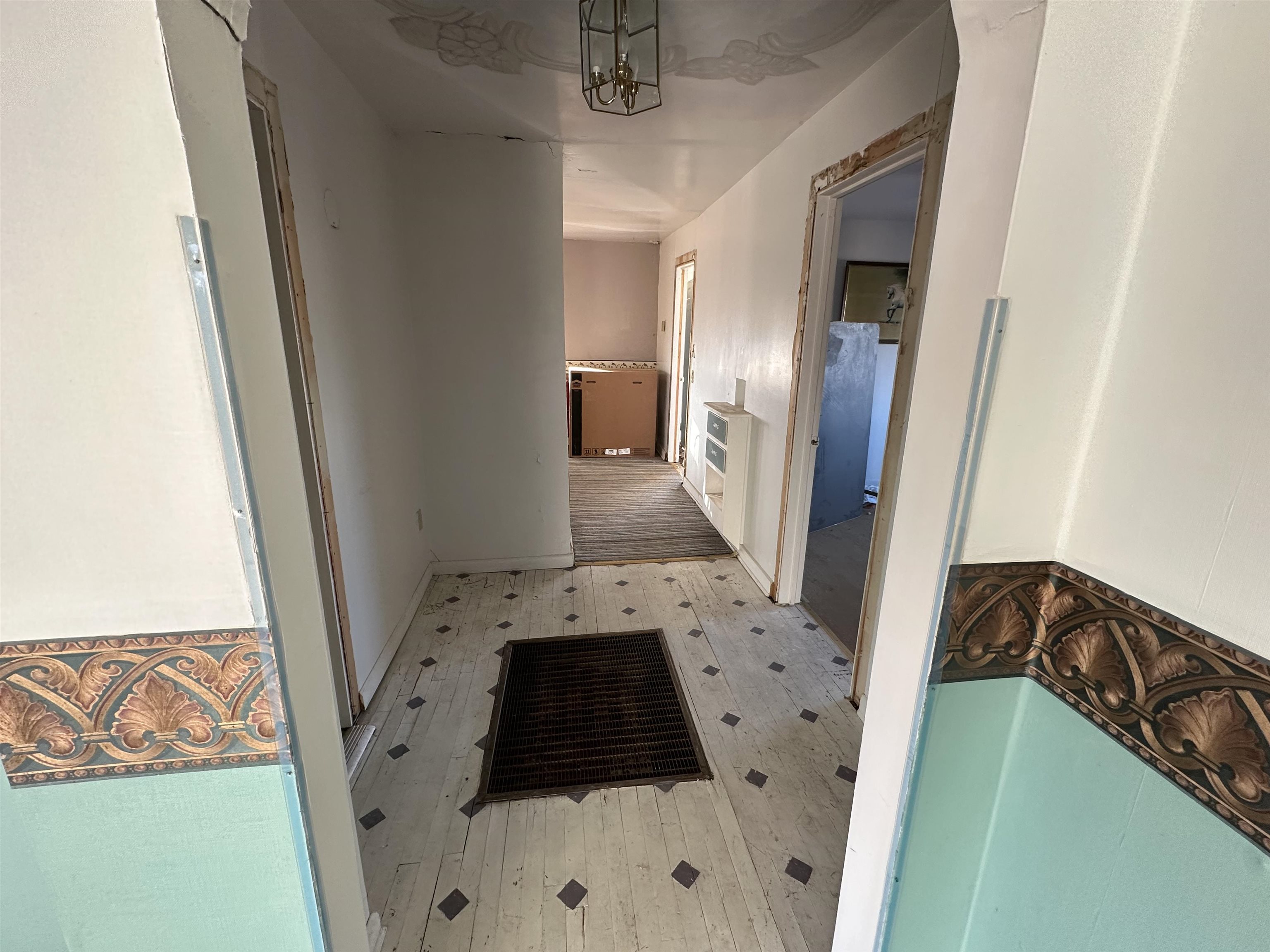 708 & 710 Taft Avenue