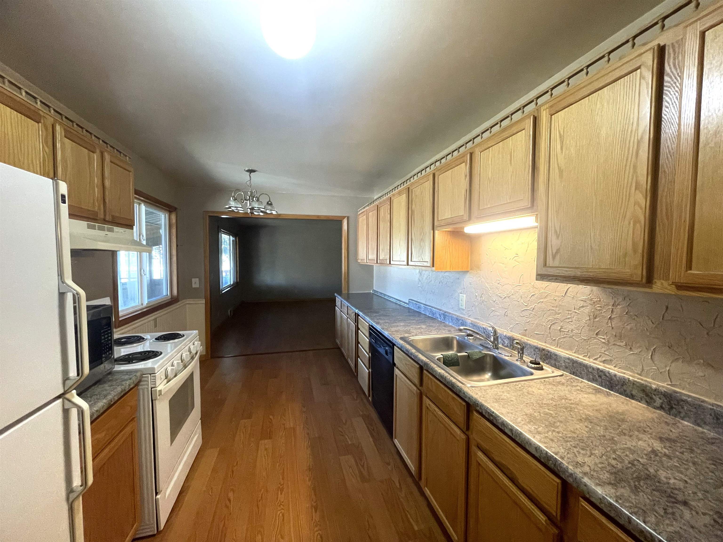 521 E Van Buren Street