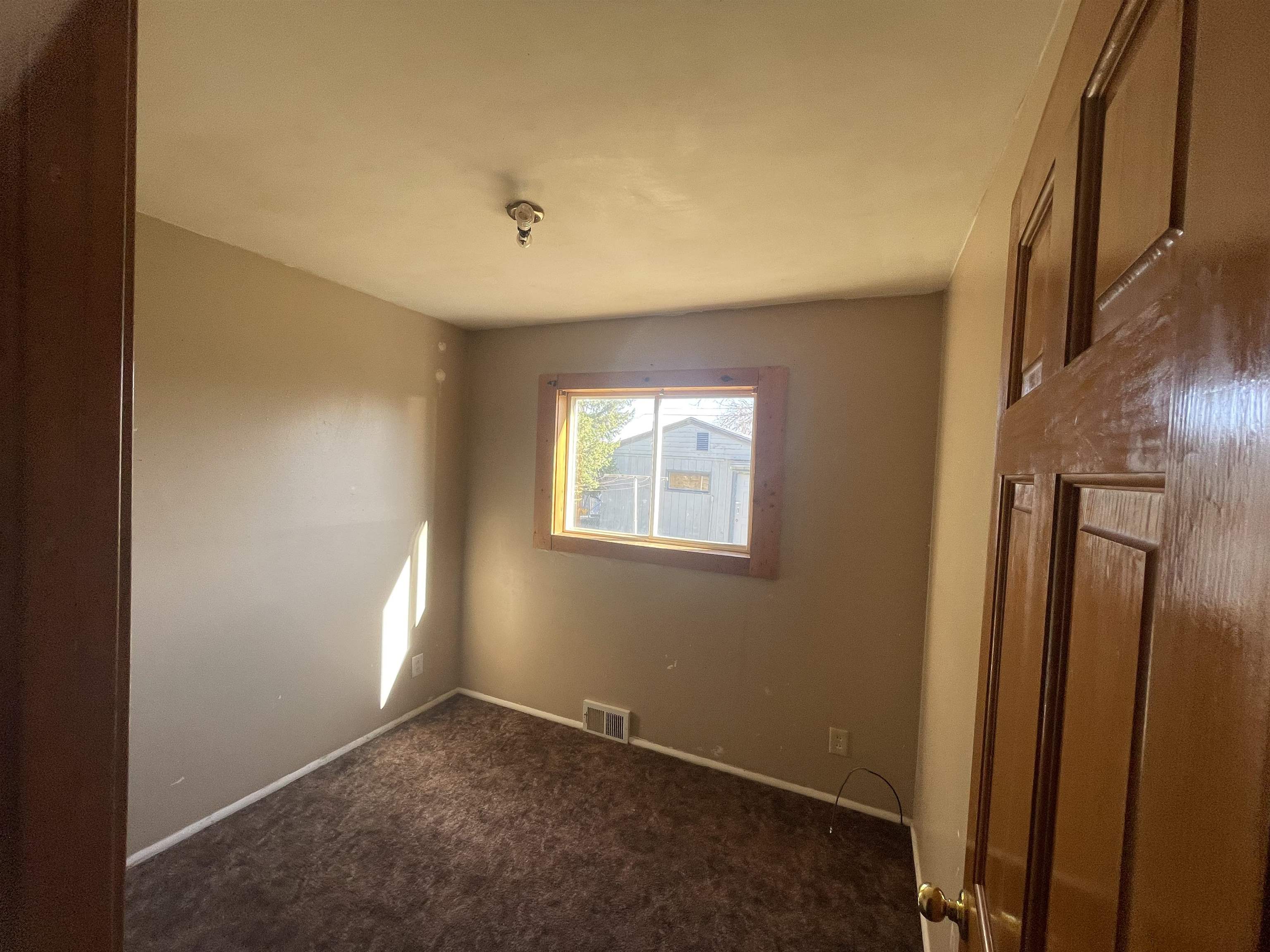 521 E Van Buren Street