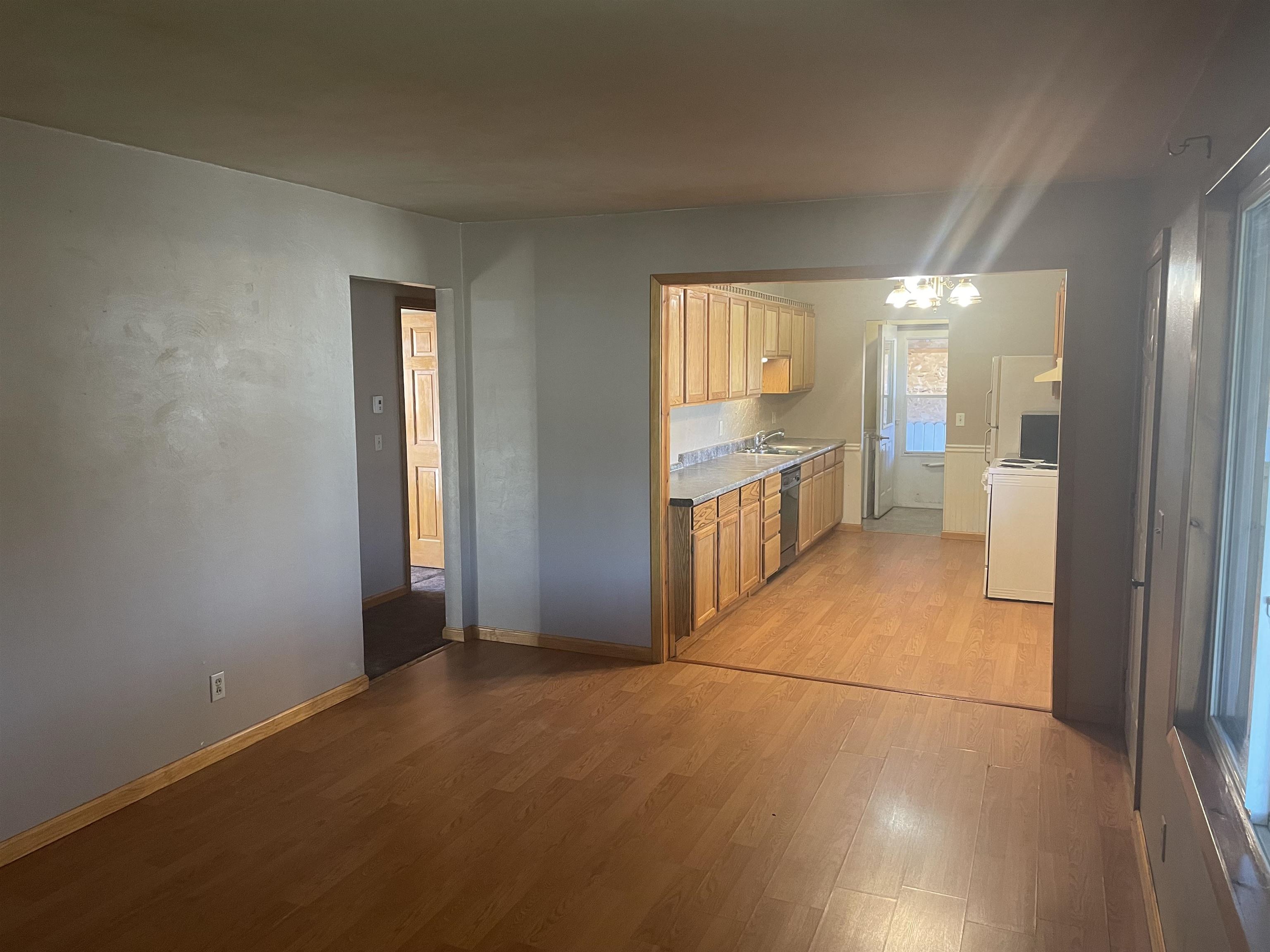 521 E Van Buren Street