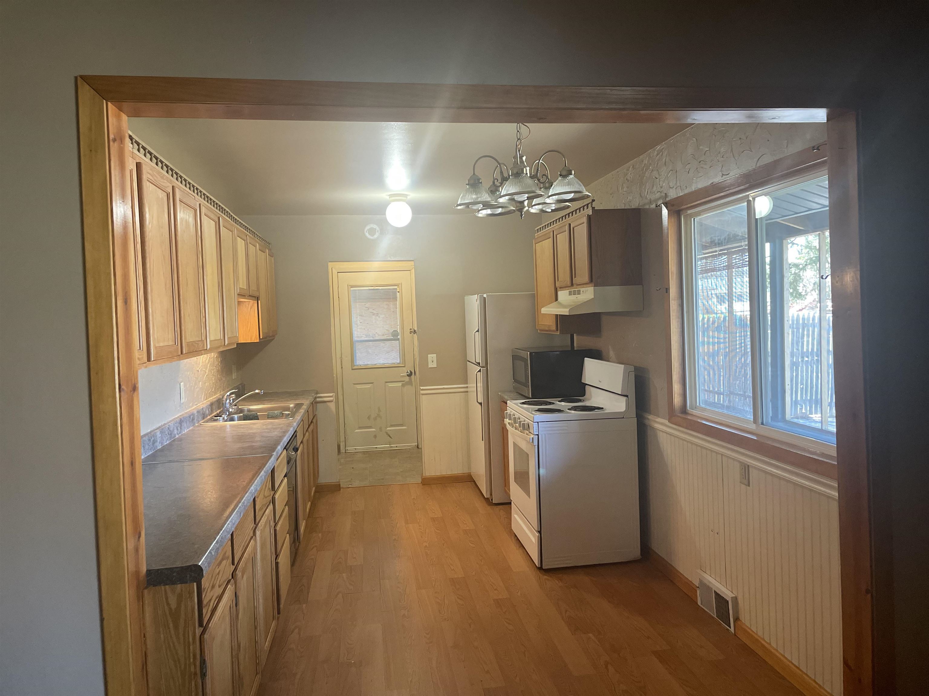 521 E Van Buren Street