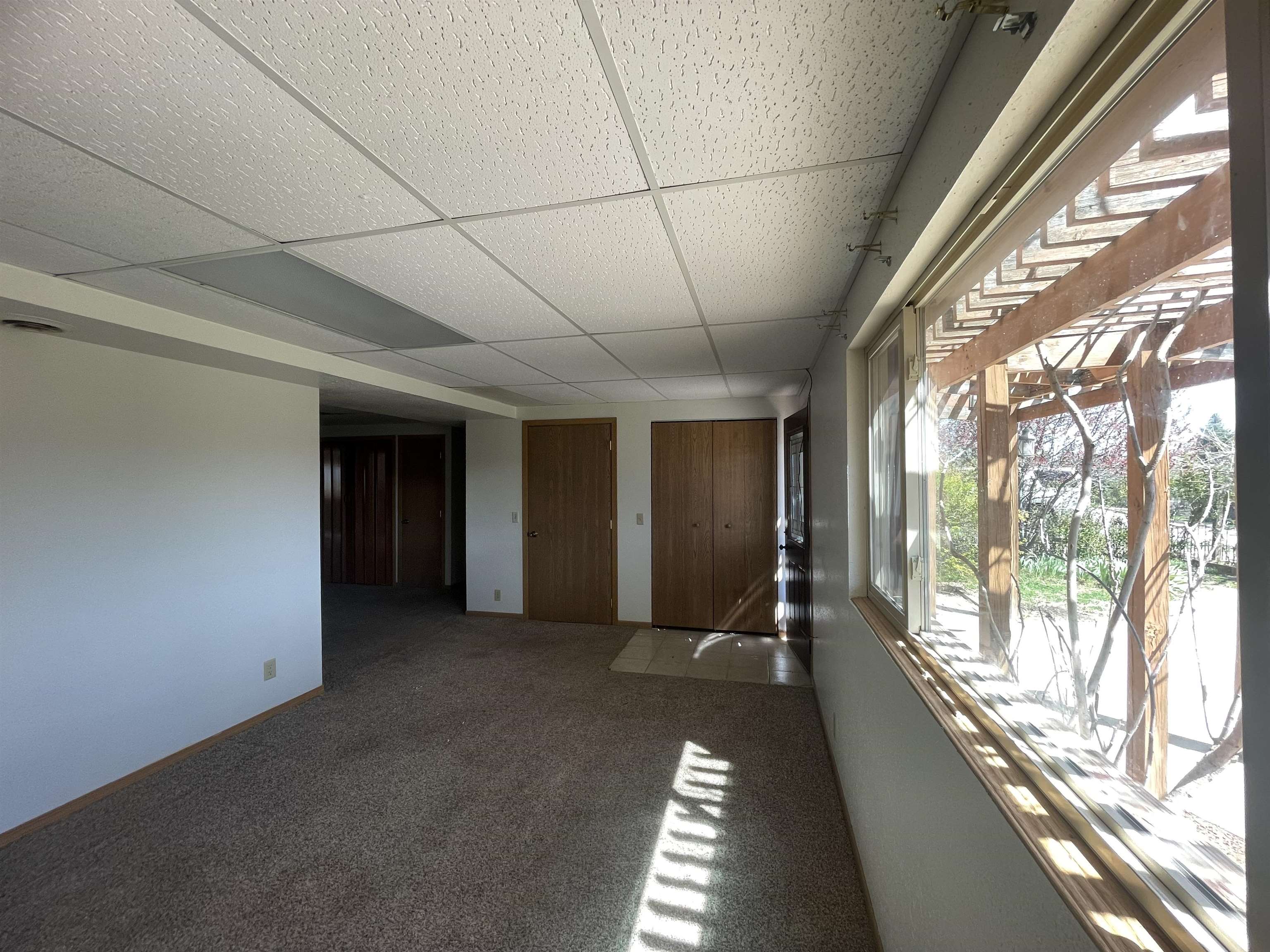 2202 Jennings Avenue