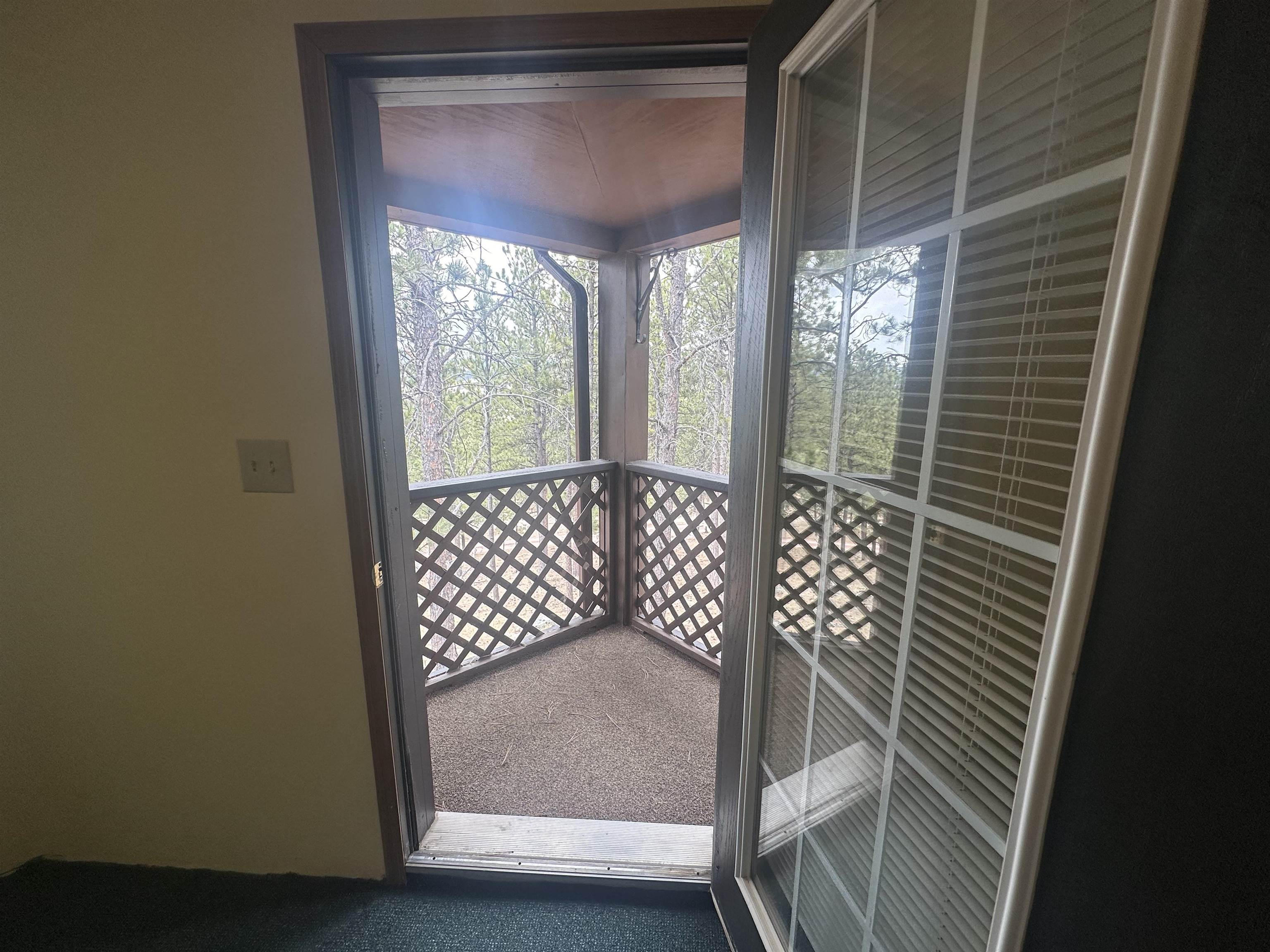 12127 Chickadee Lane