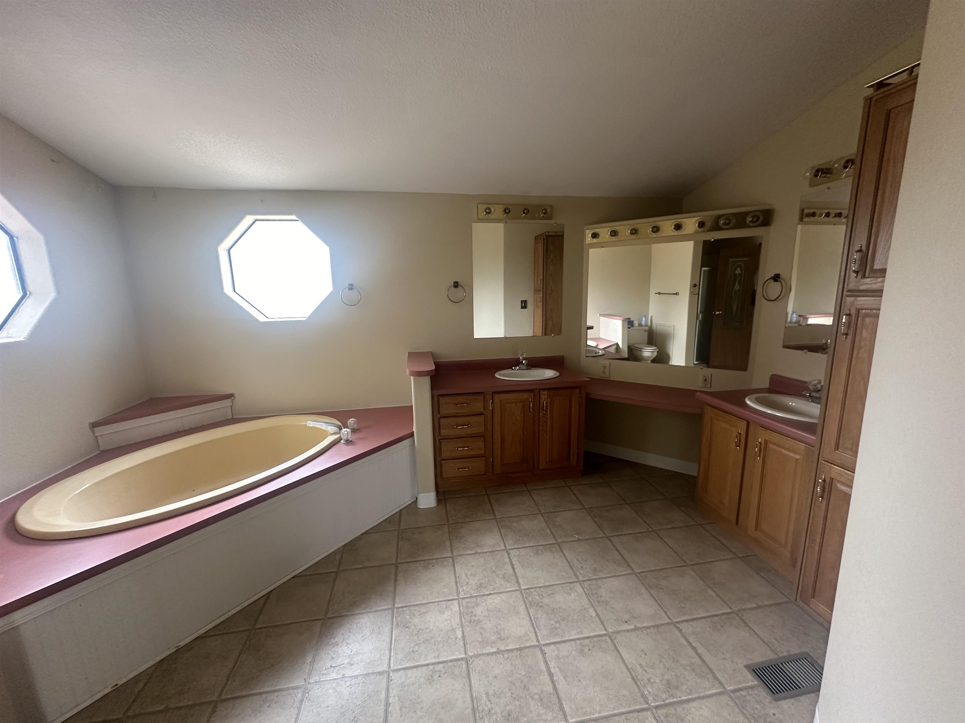 12127 Chickadee Lane