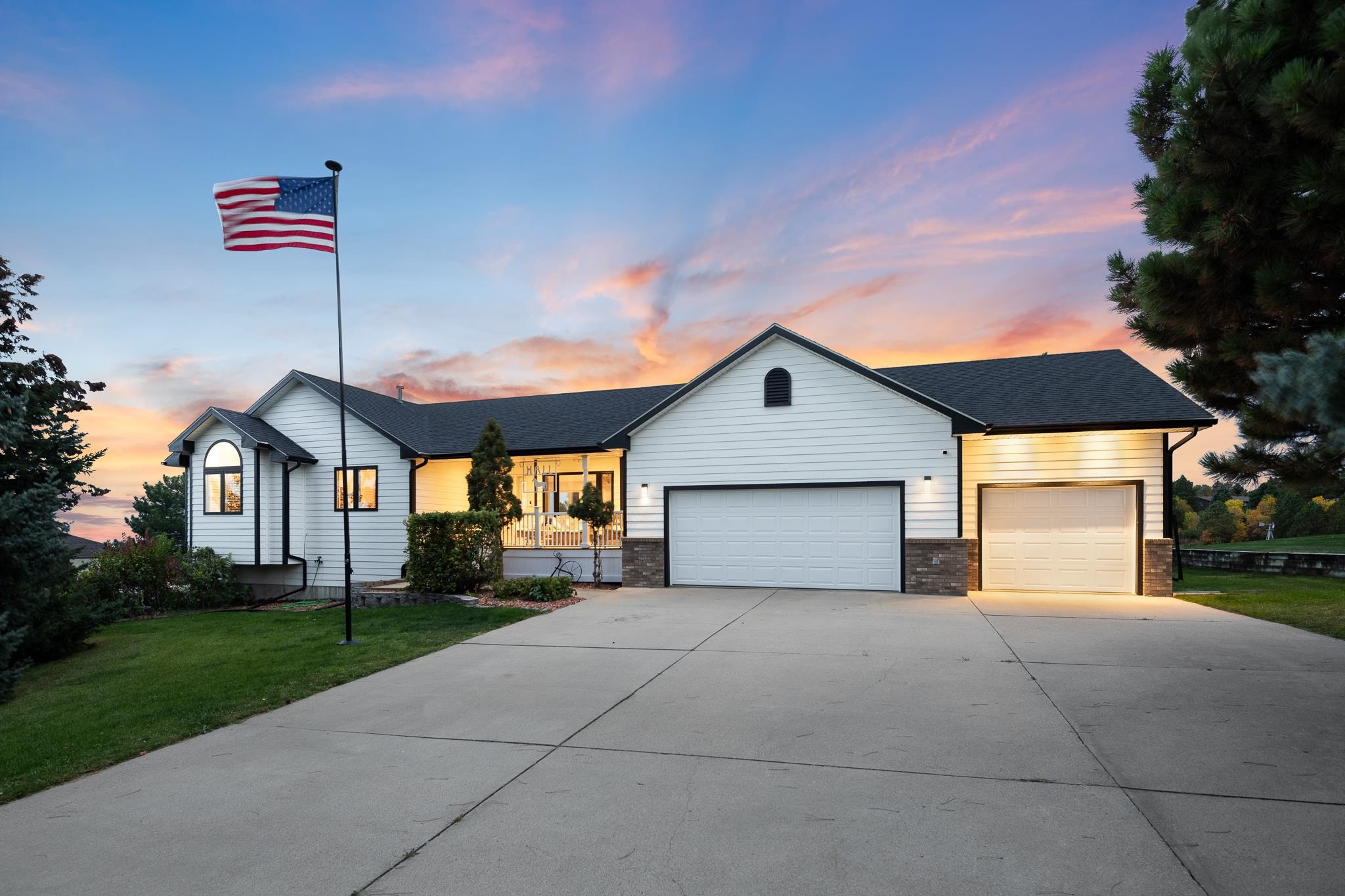 945 Enchantment Road