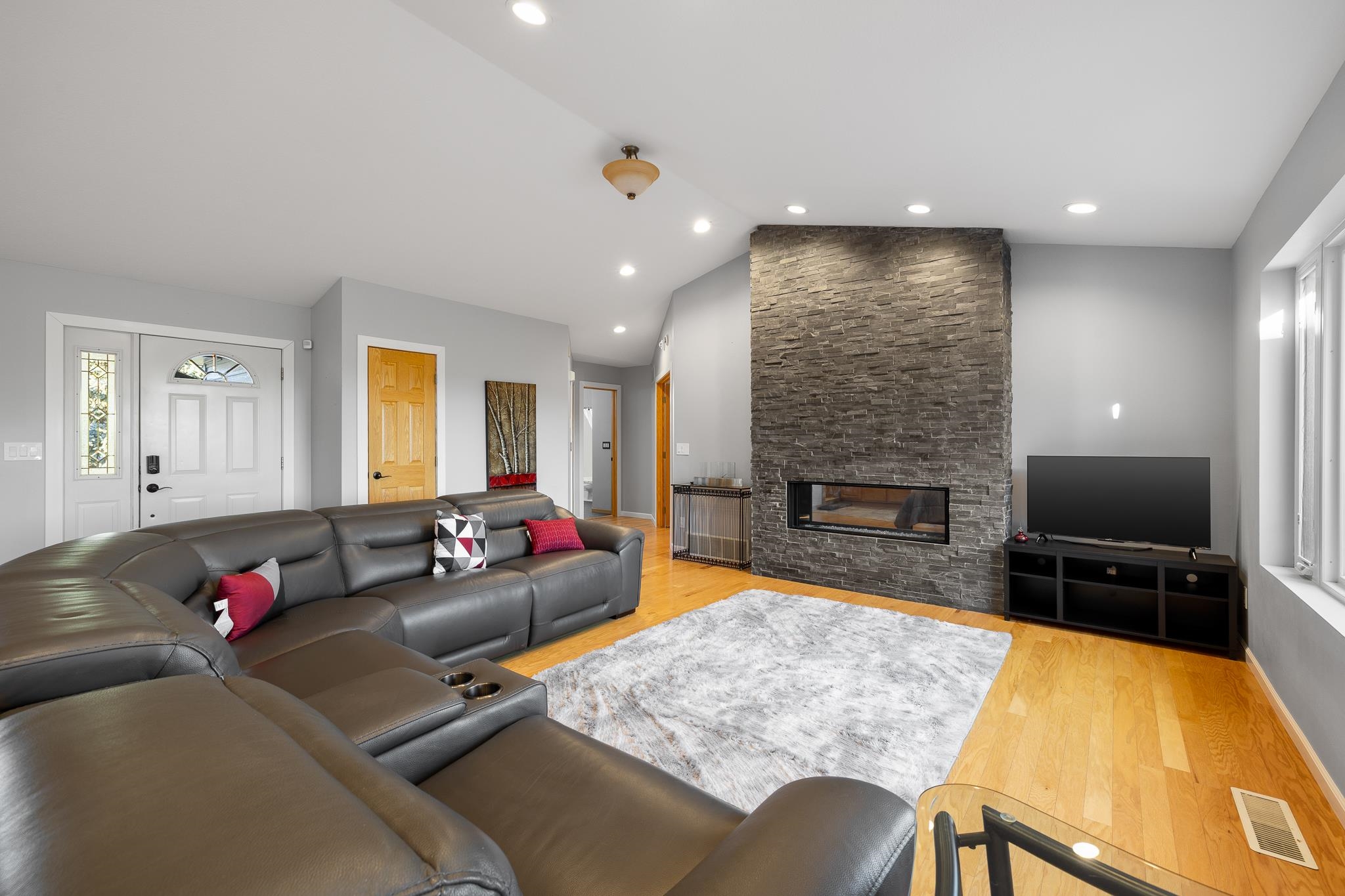 945 Enchantment Road