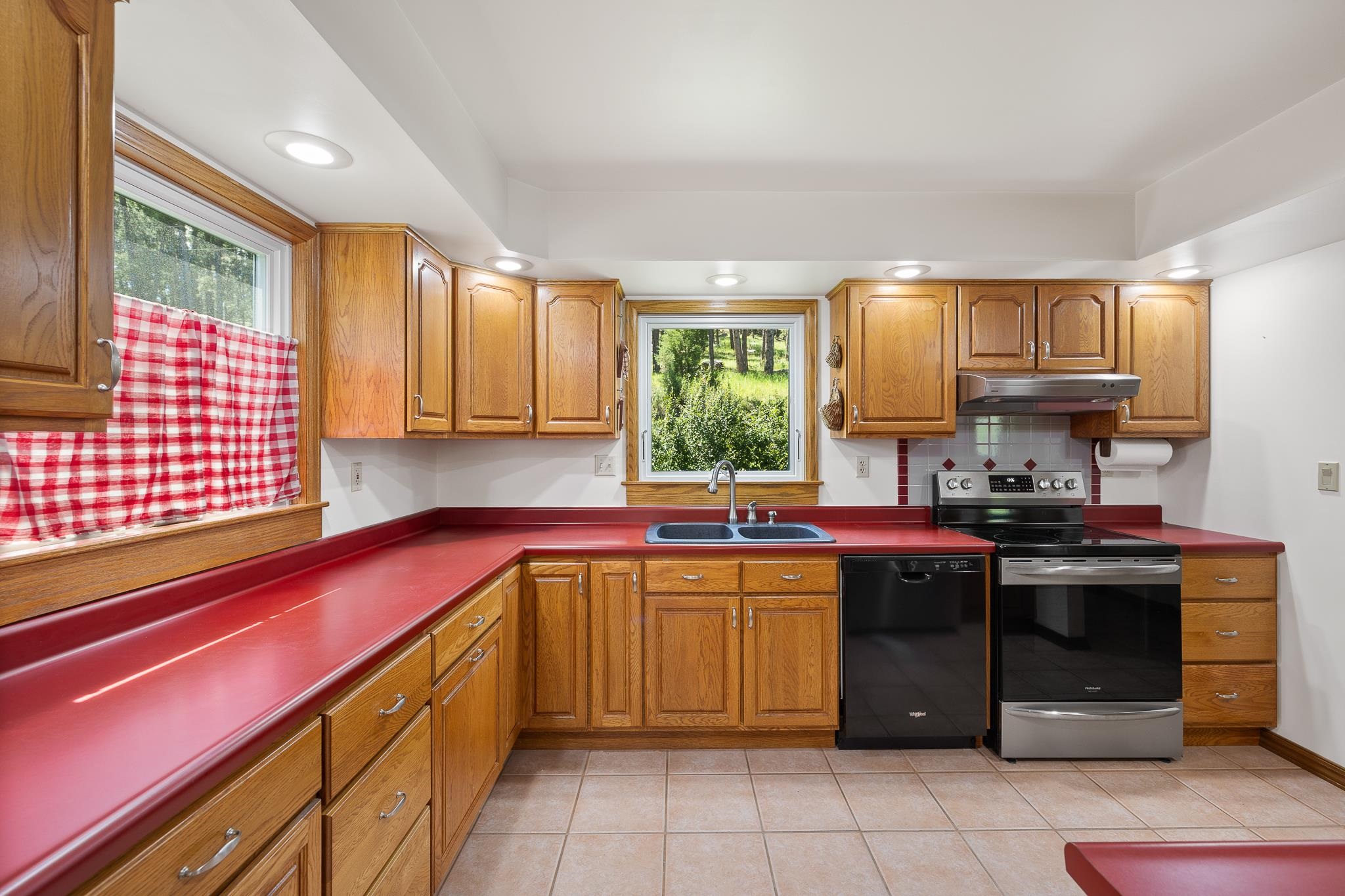 106 Montgomery Street