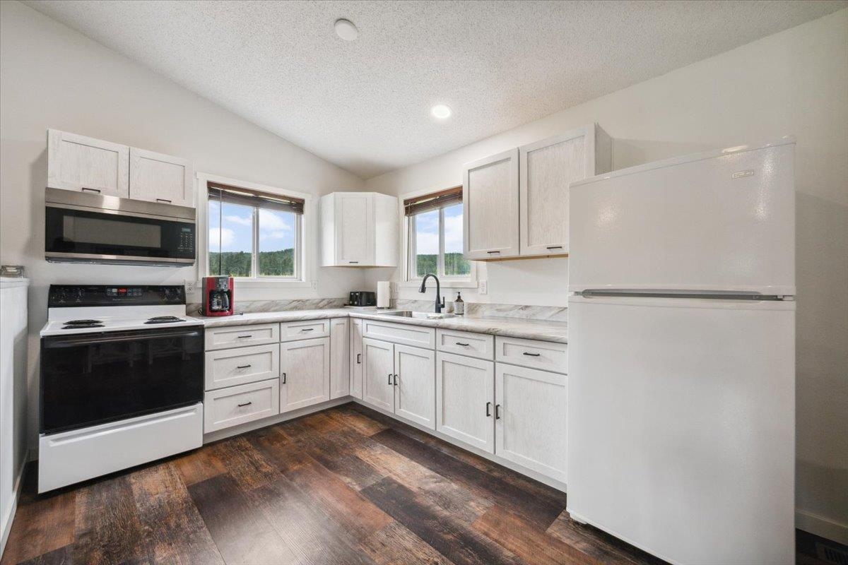 12707 Box Elder Forks Rd.