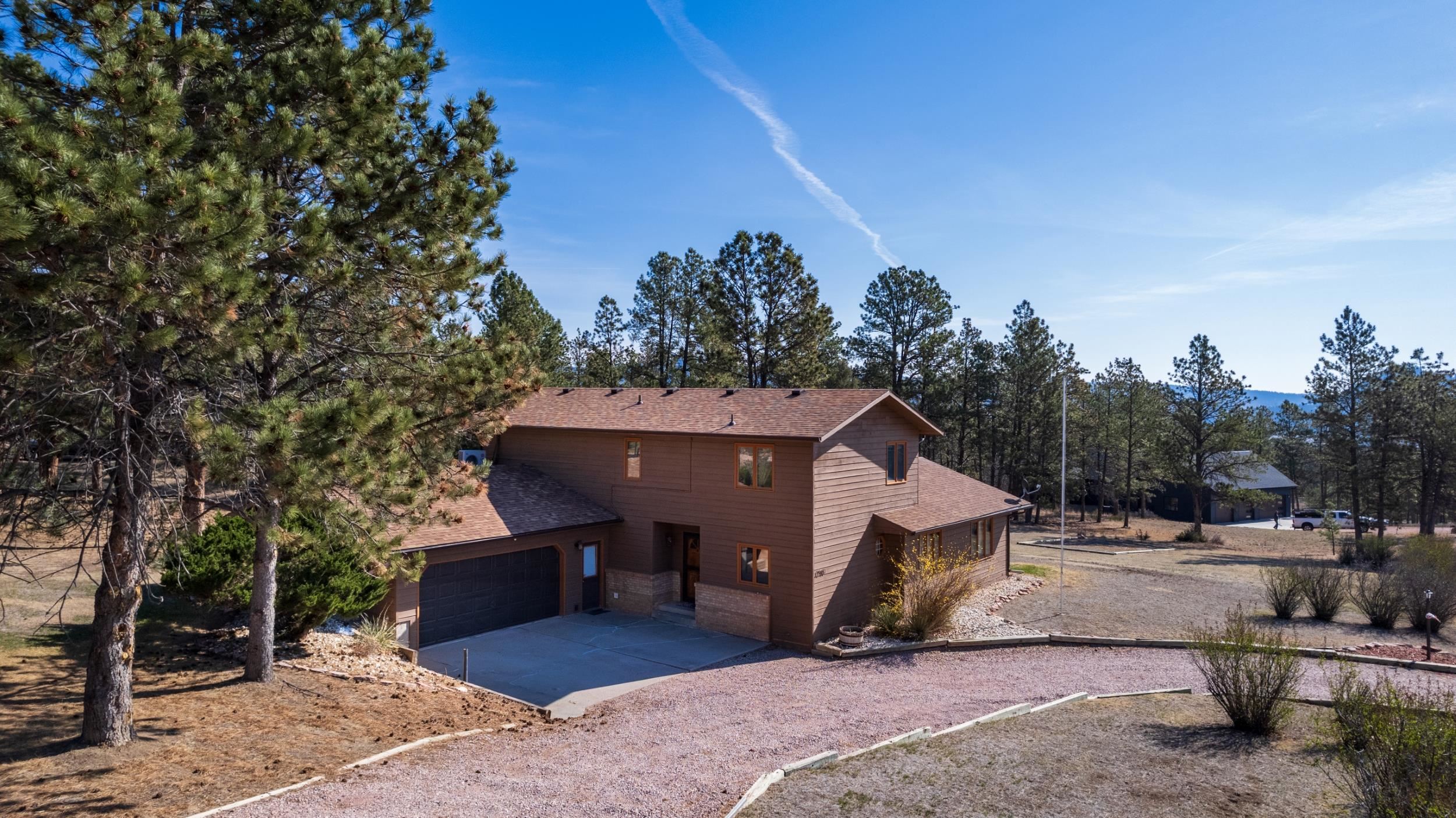 12700 Ridgeview Drive