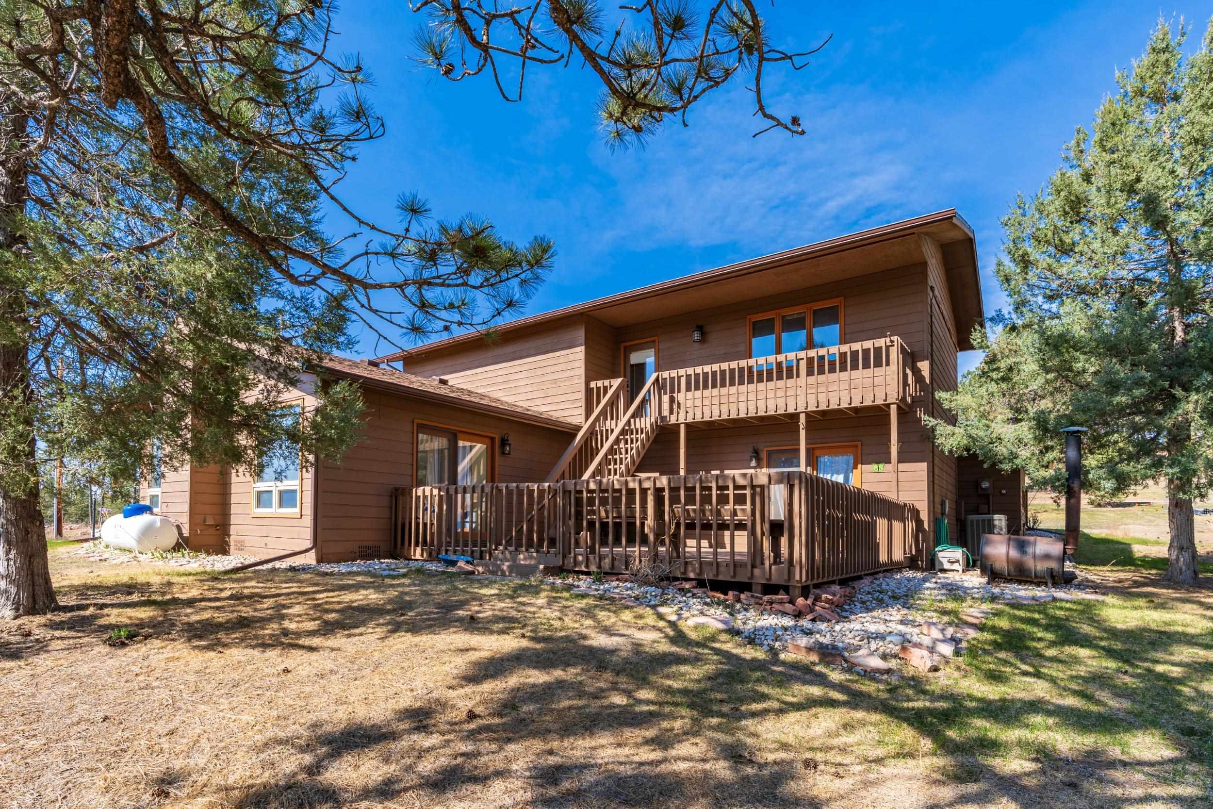 12700 Ridgeview Drive
