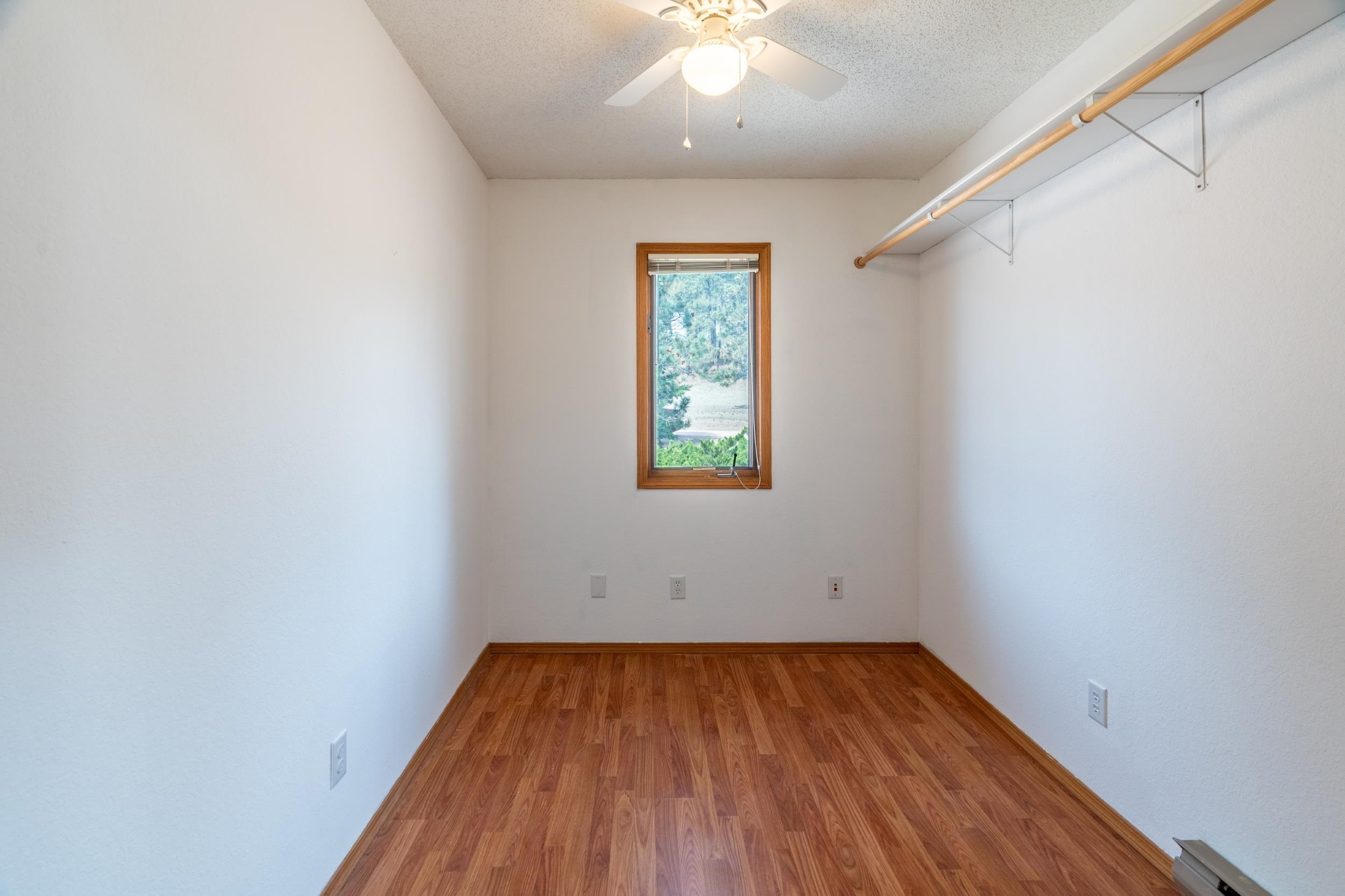 12700 Ridgeview Drive