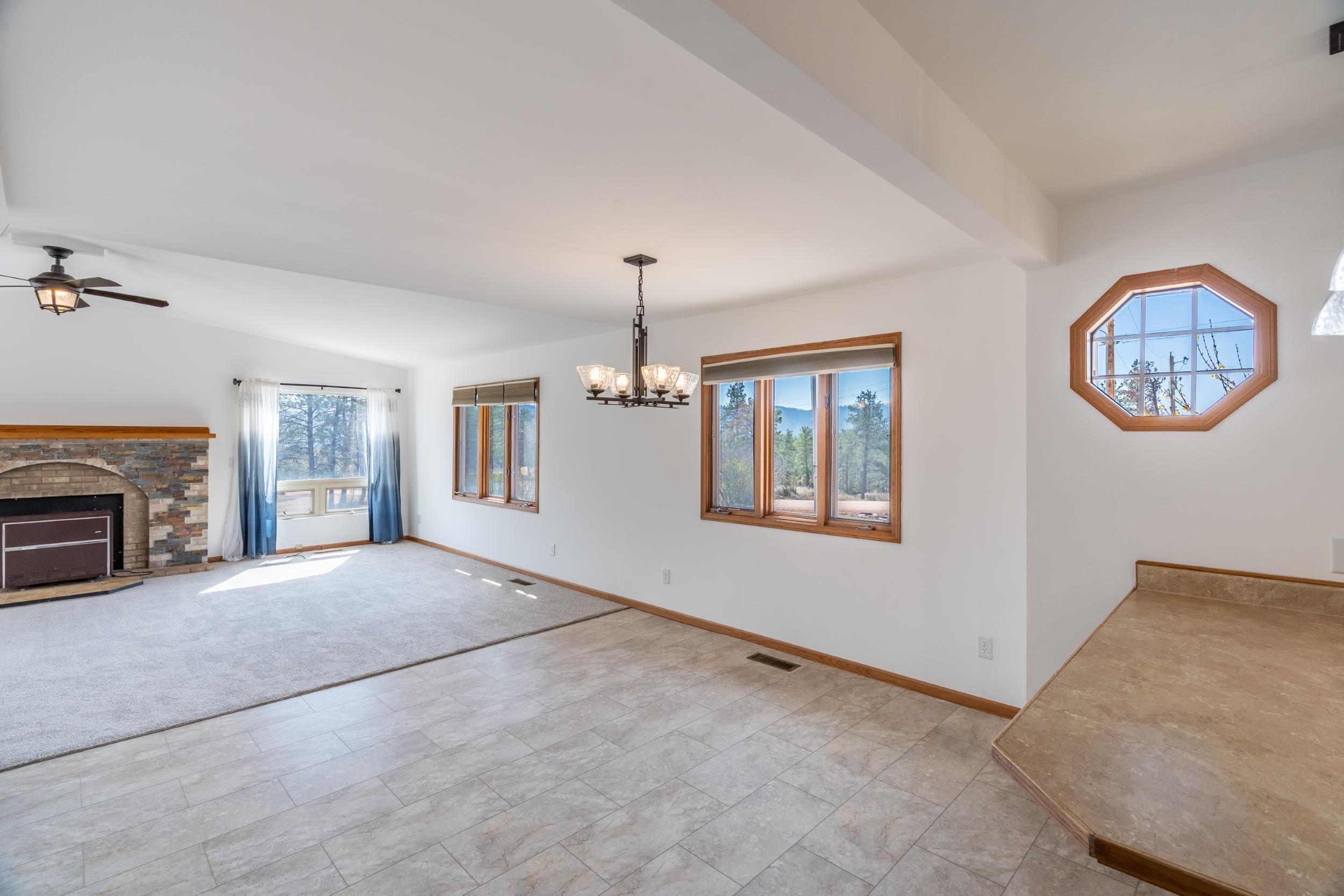 12700 Ridgeview Drive