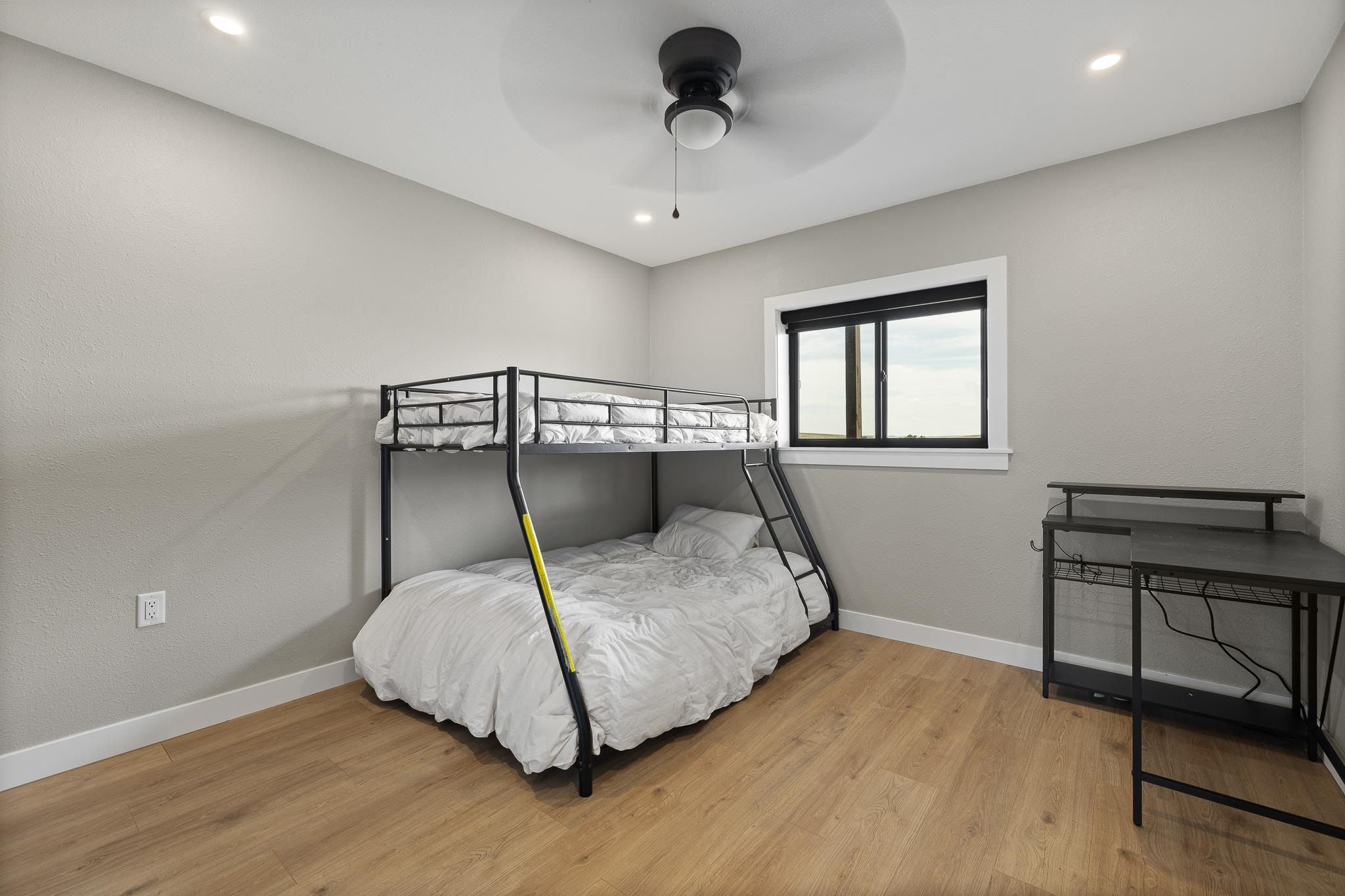 13239 Commodore Road