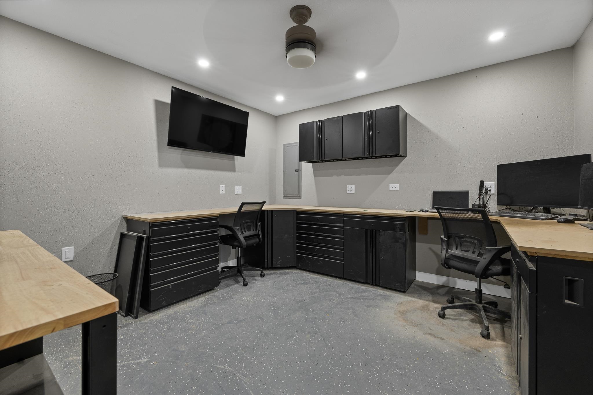 13239 Commodore Road