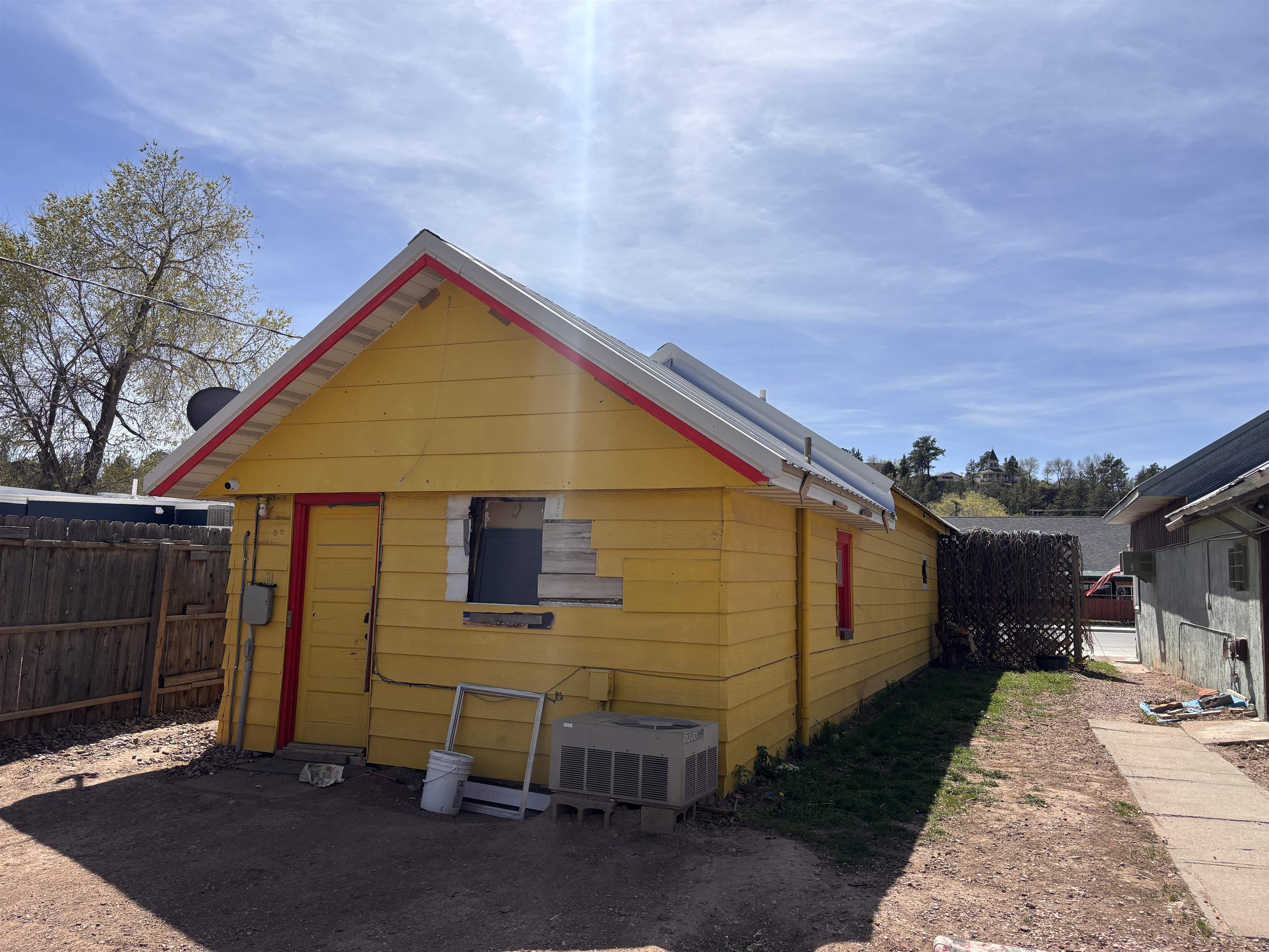 307 S Chicago Street