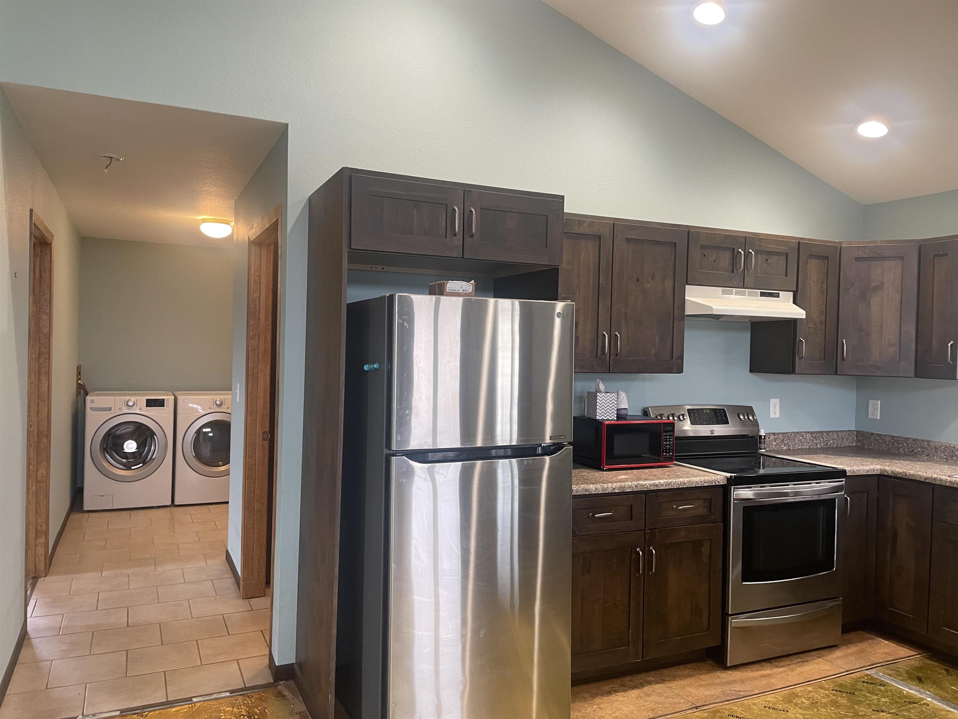 13242 Commodore Road