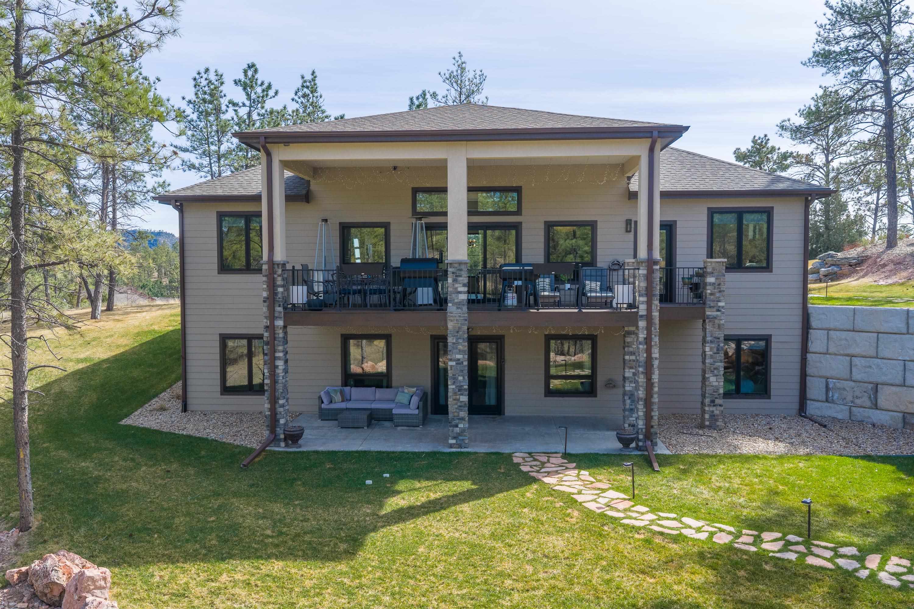 1103 Clubhouse Drive