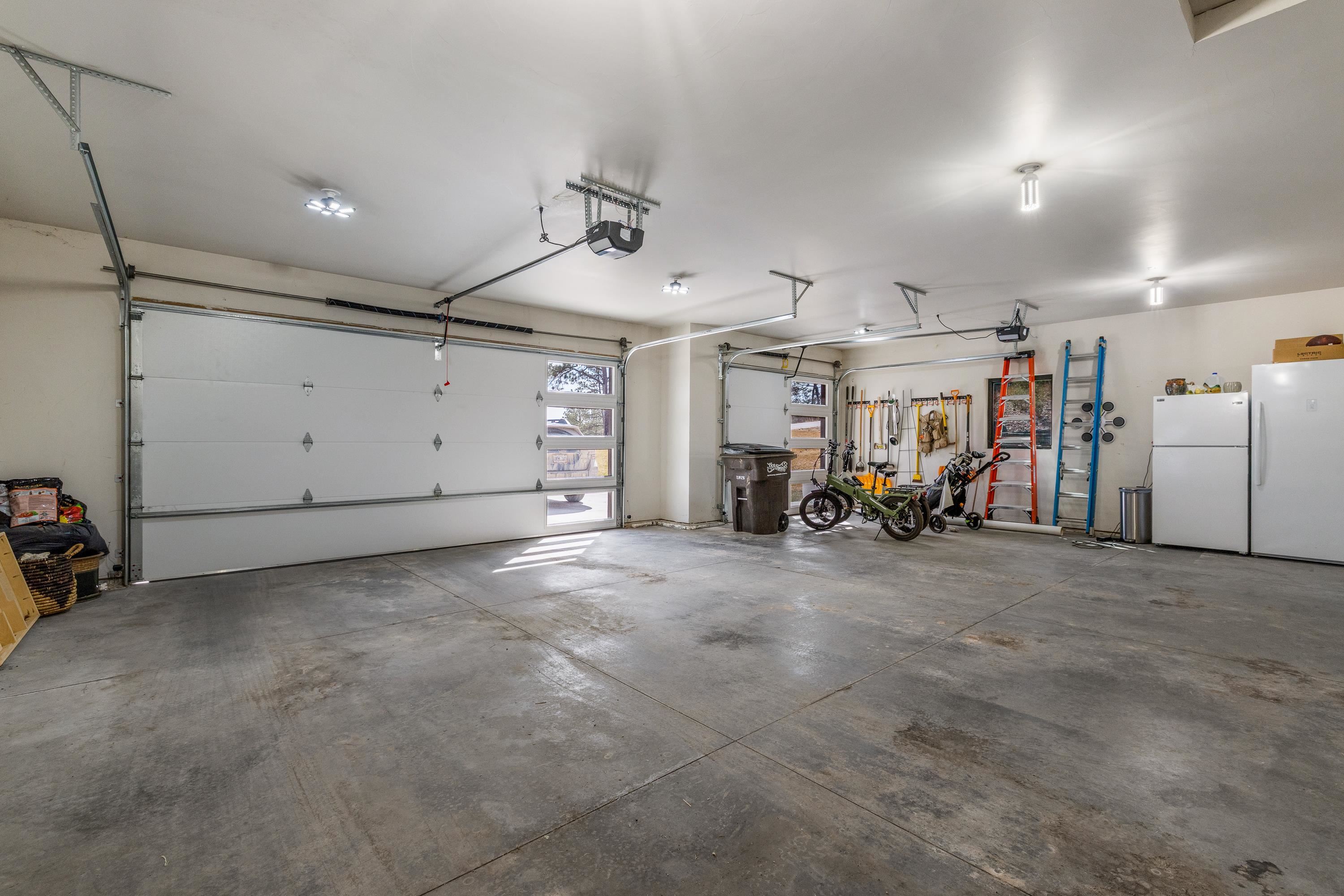 1103 Clubhouse Drive