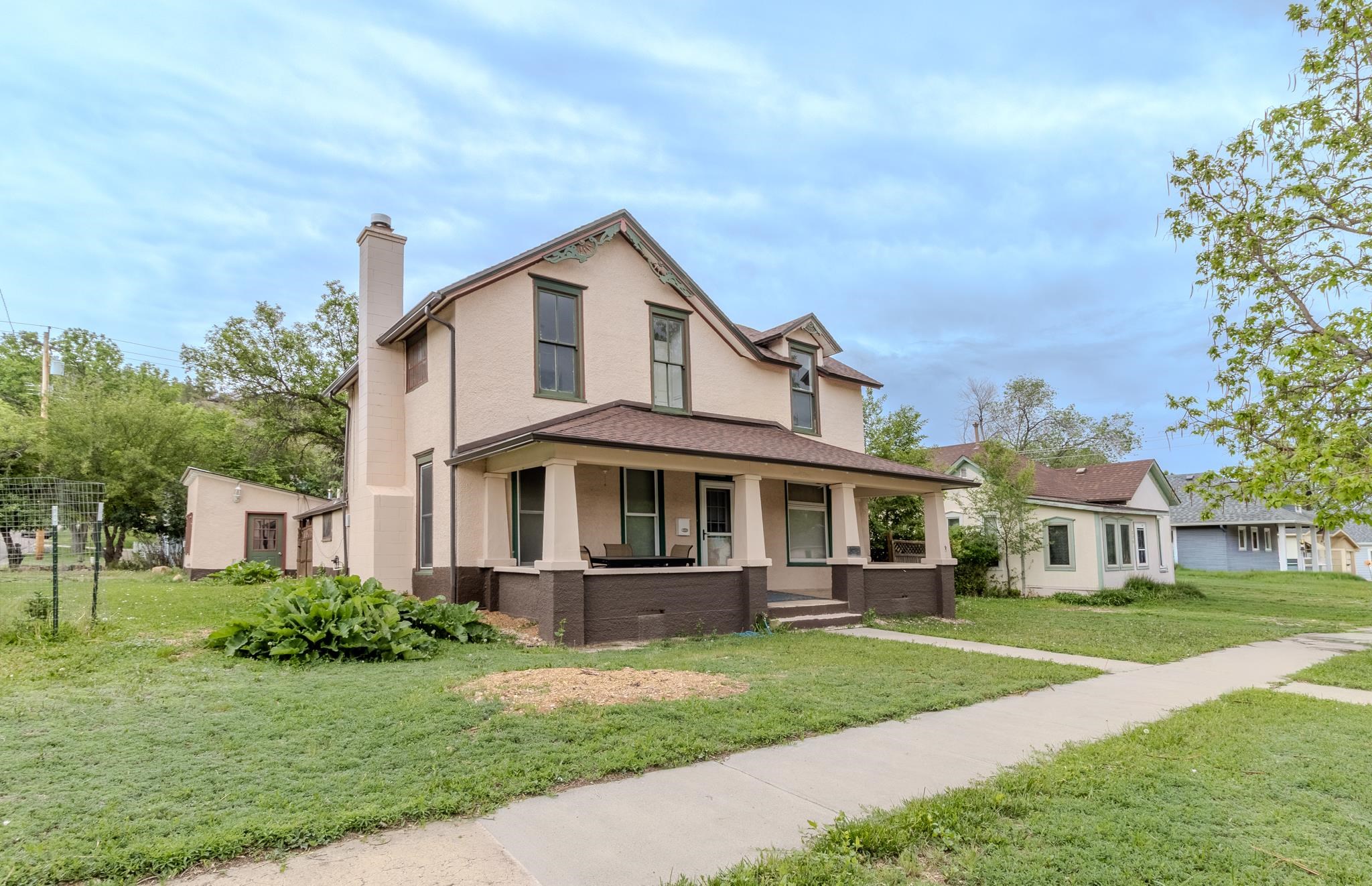 201 S 6th Street