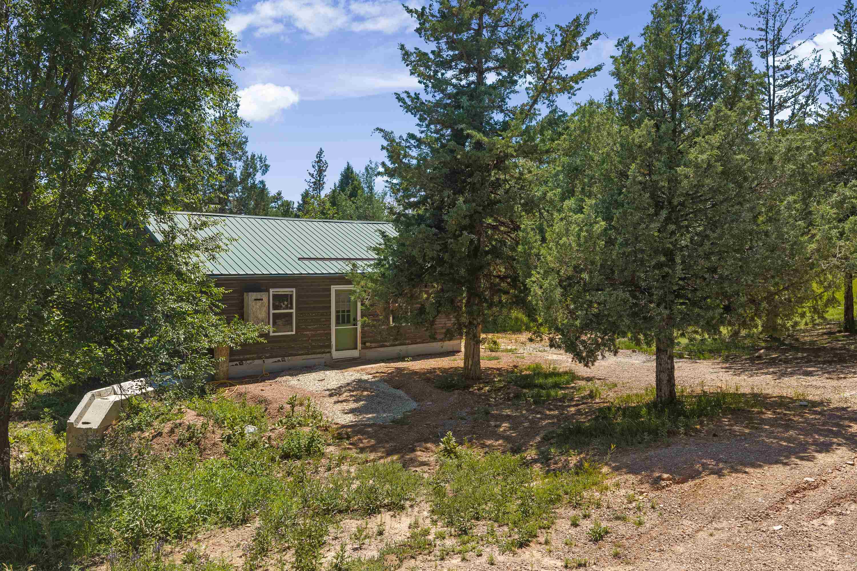 1835 Doran Road