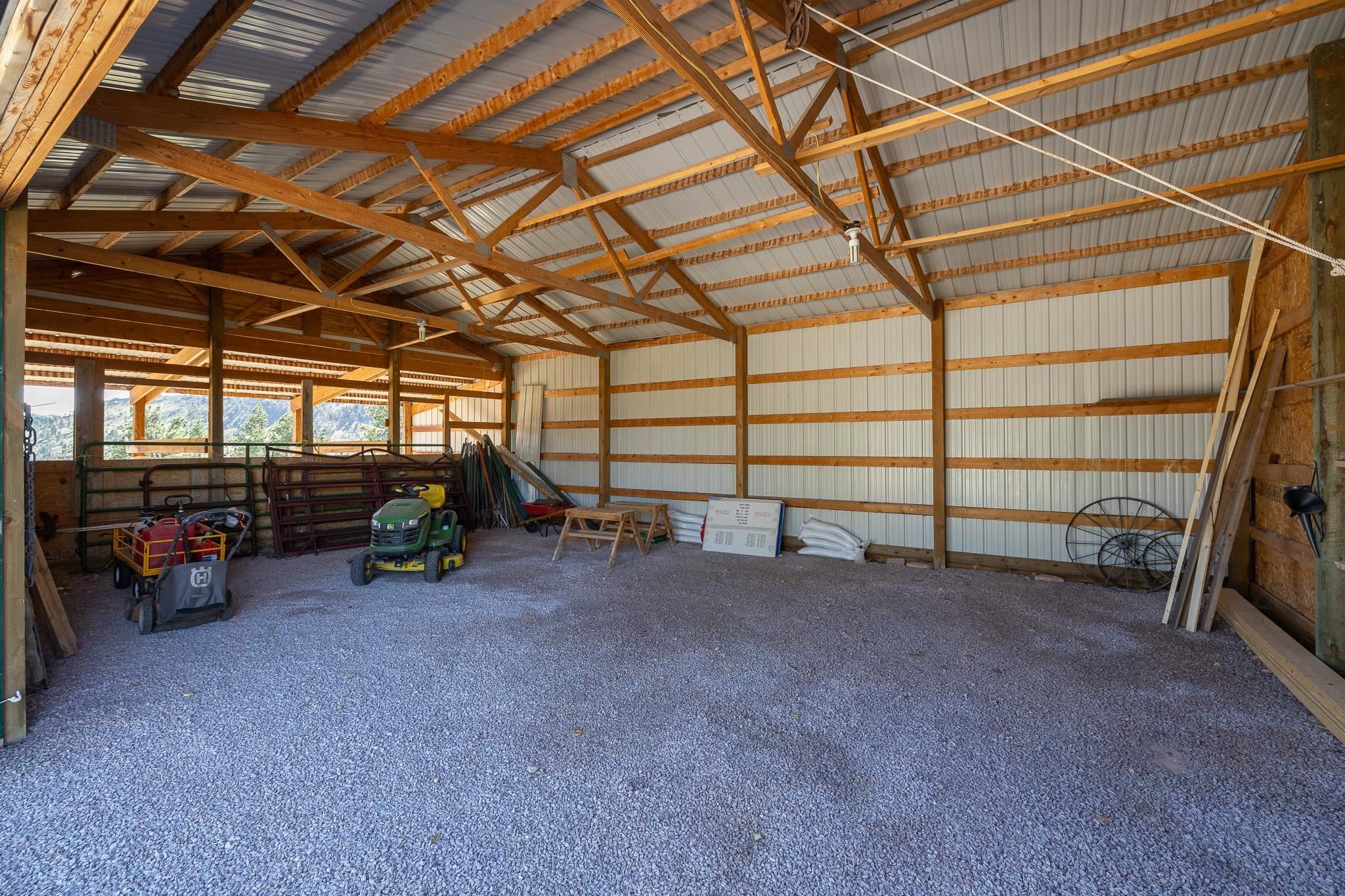 28025 Cascade Road