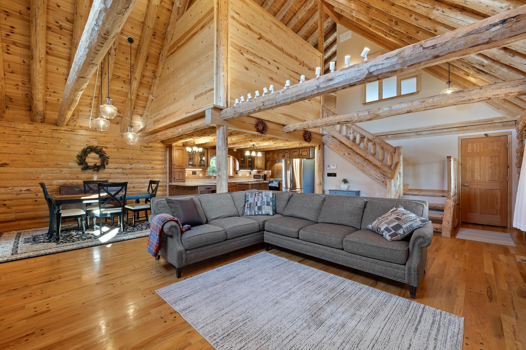28025 Cascade Road