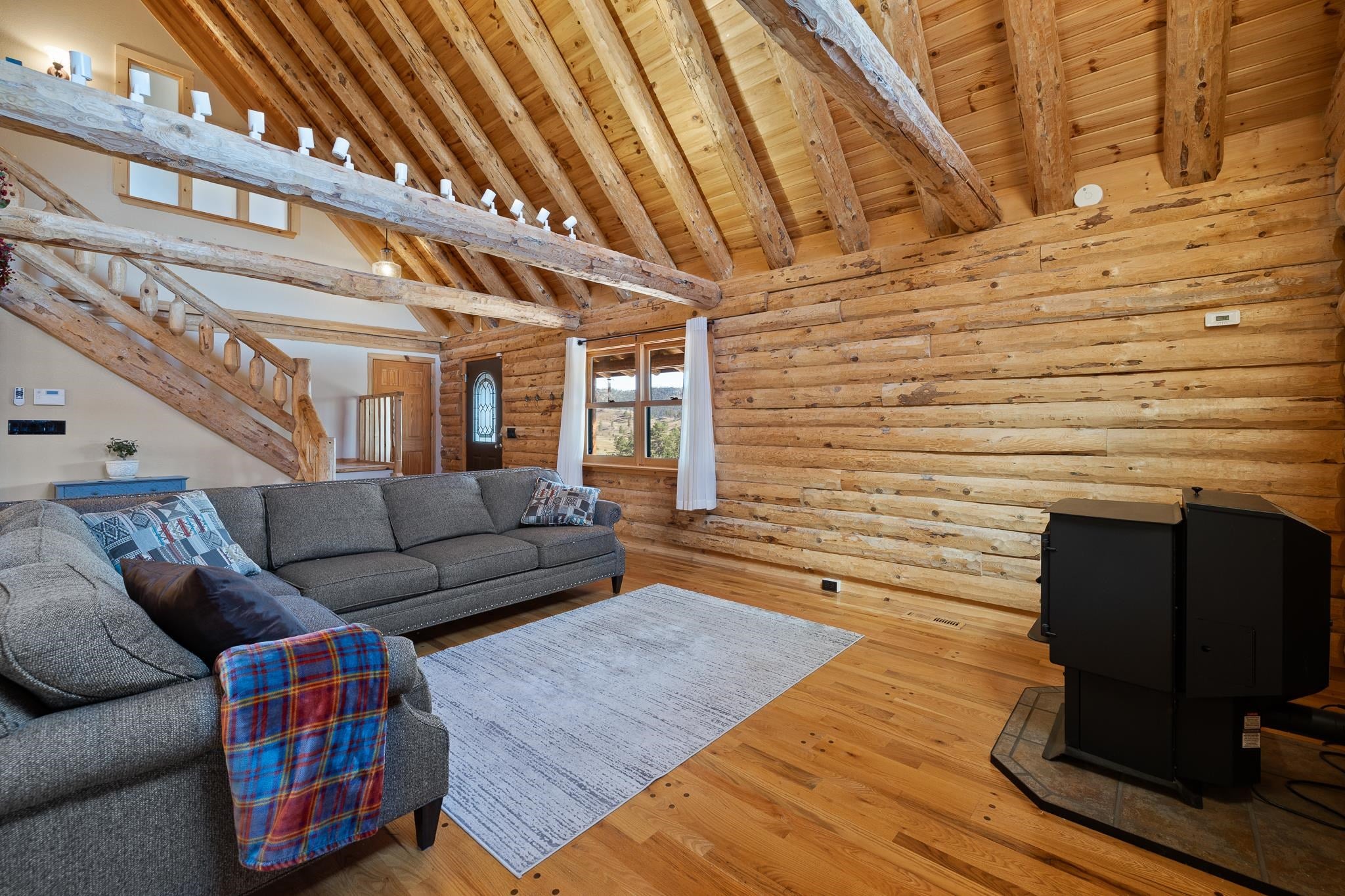28025 Cascade Road