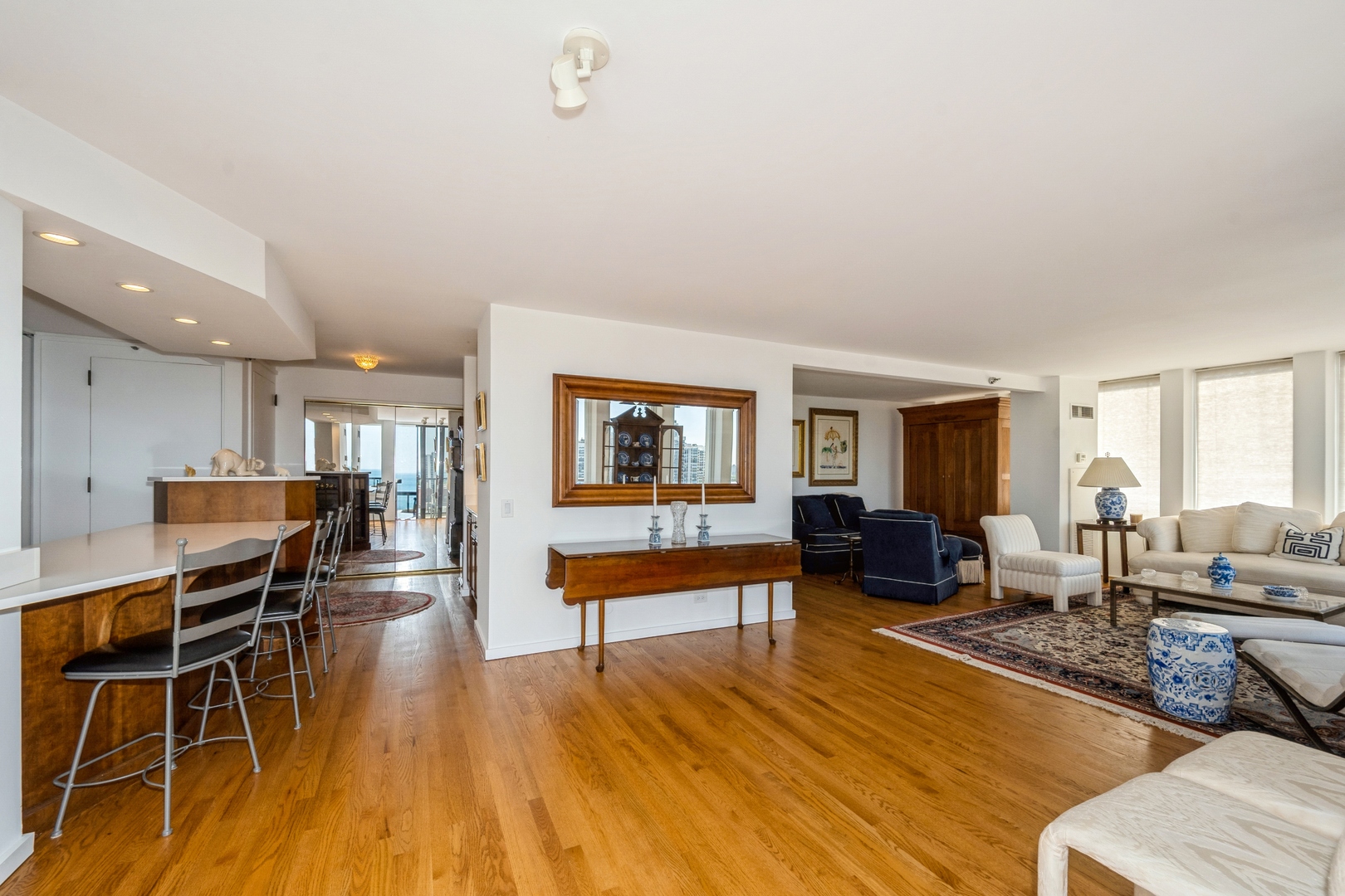 1230 N State Parkway Unit: 22C