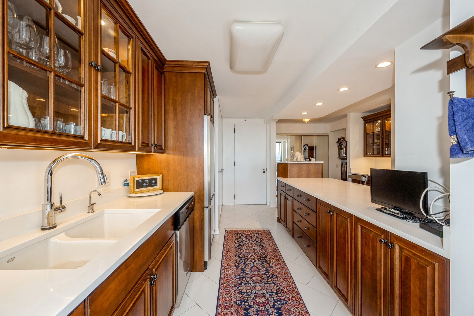 1230 N State Parkway Unit: 22C