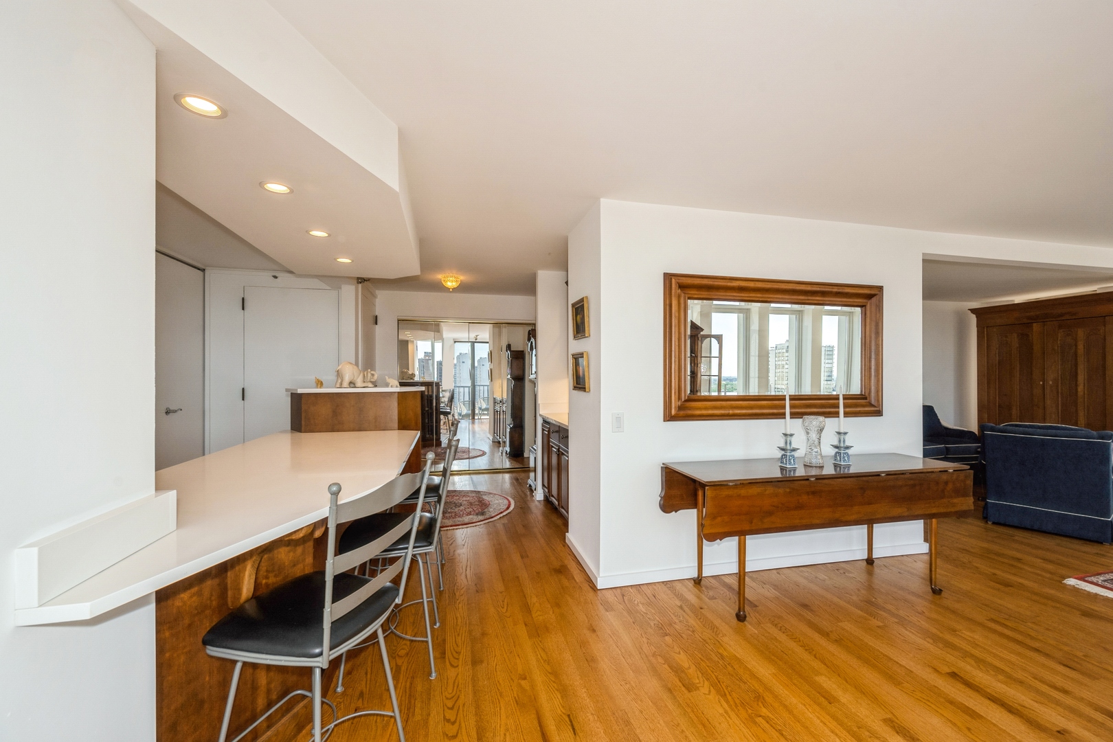 1230 N State Parkway Unit: 22C