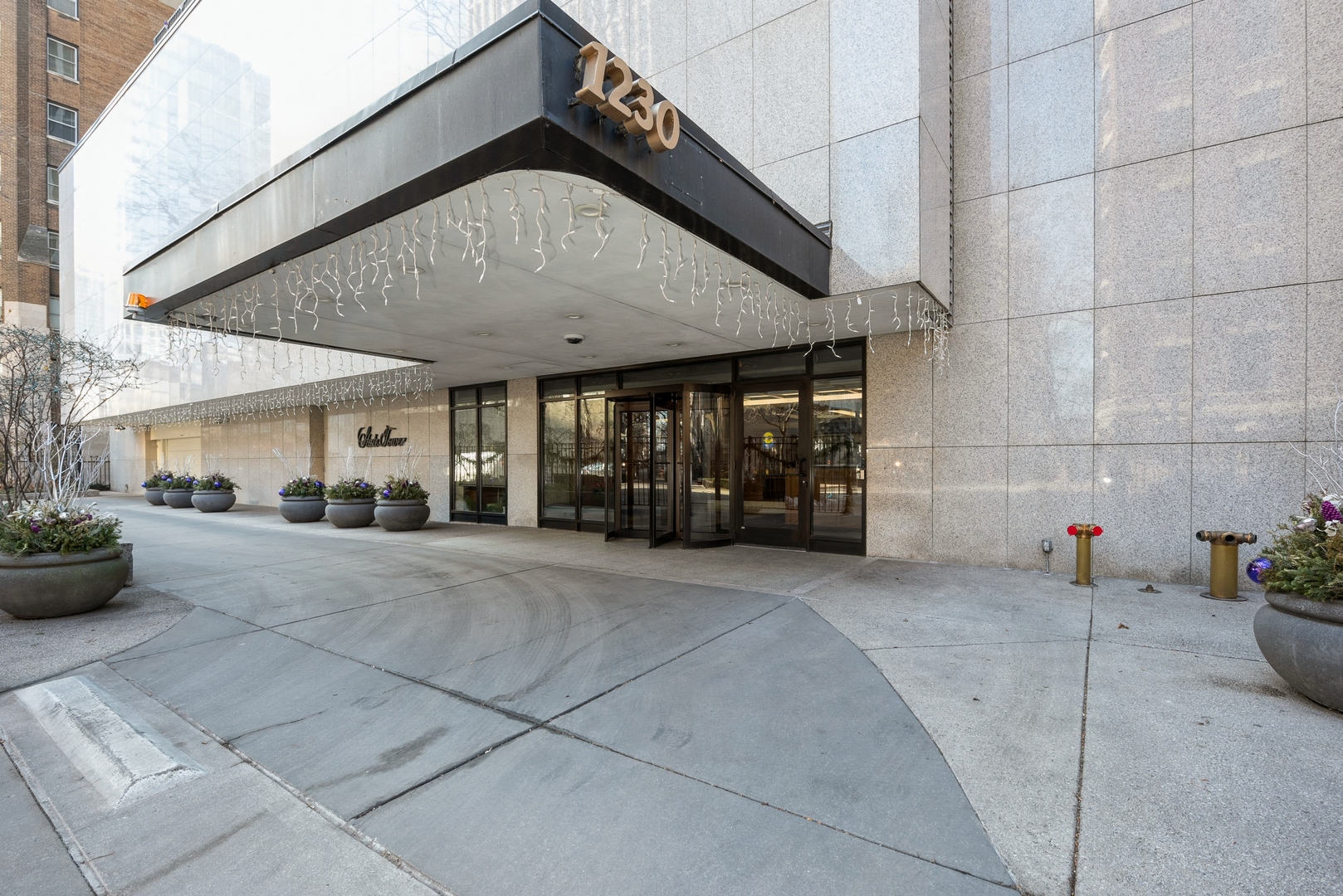 1230 N State Parkway Unit: 22C