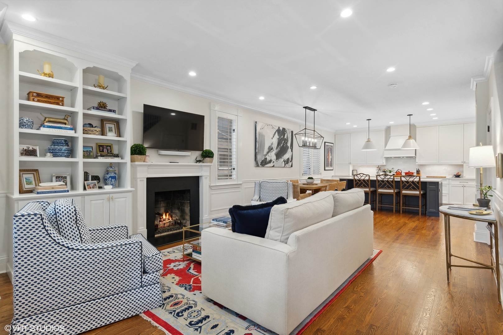 1907 N CLEVELAND Avenue Unit: B