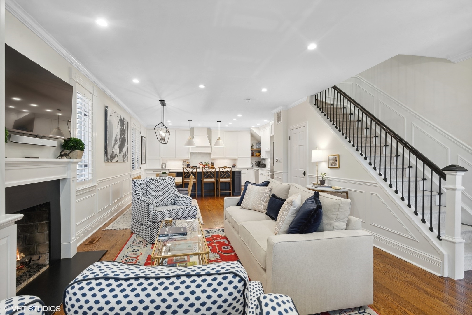 1907 N CLEVELAND Avenue Unit: B