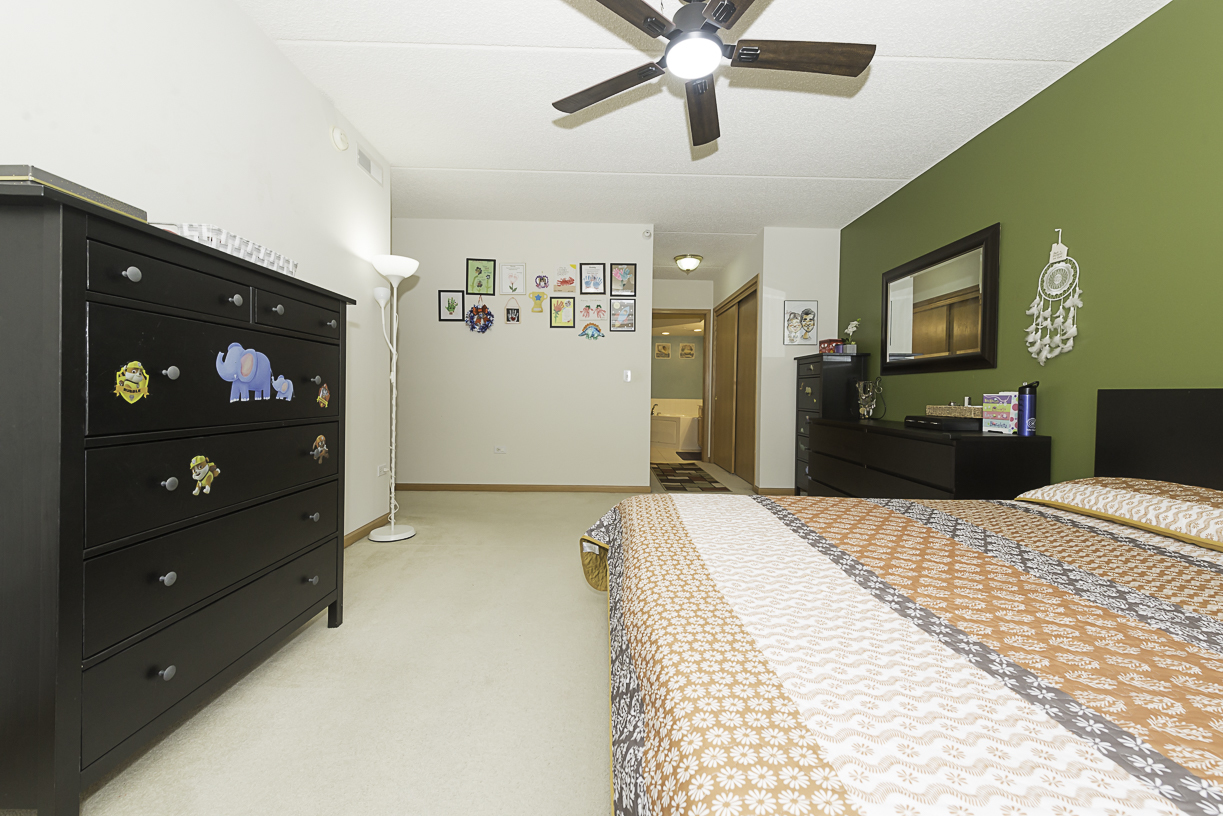 750 Pearson Street Unit: 611