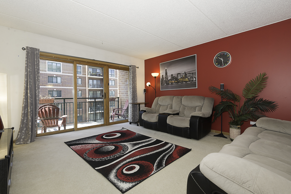 750 Pearson Street Unit: 611