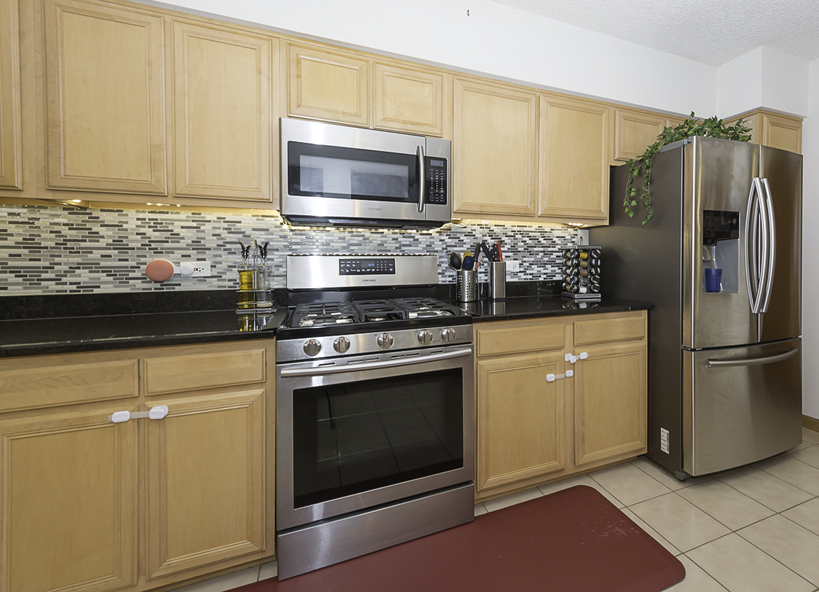 750 Pearson Street Unit: 611