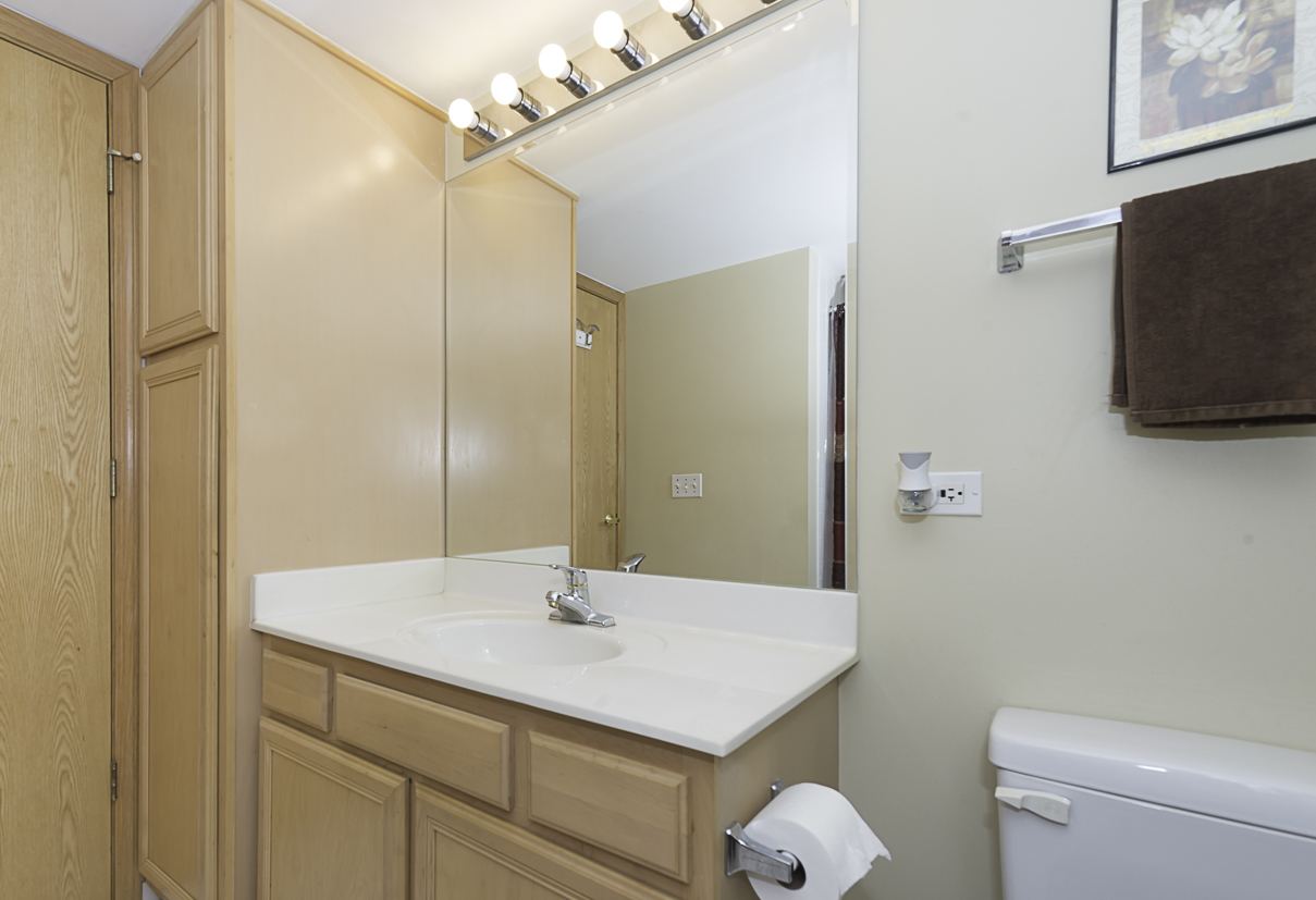 750 Pearson Street Unit: 611