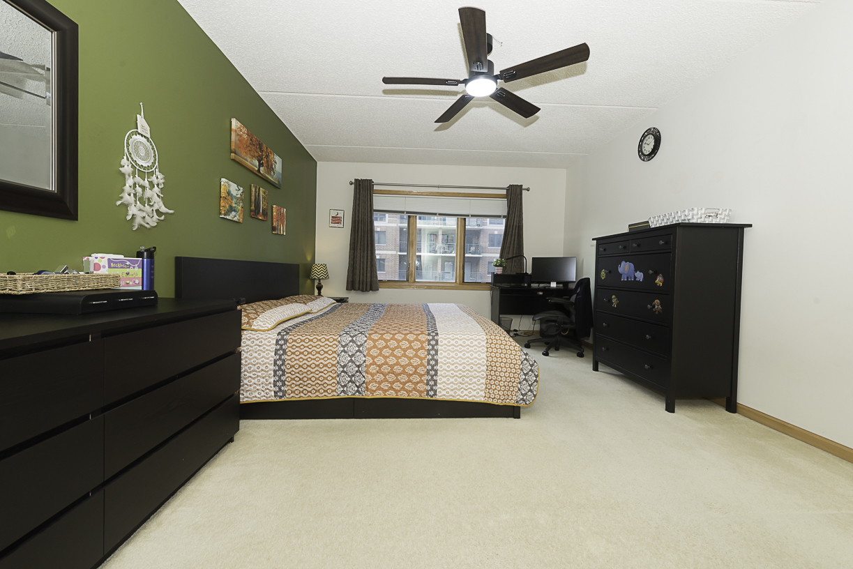 750 Pearson Street Unit: 611
