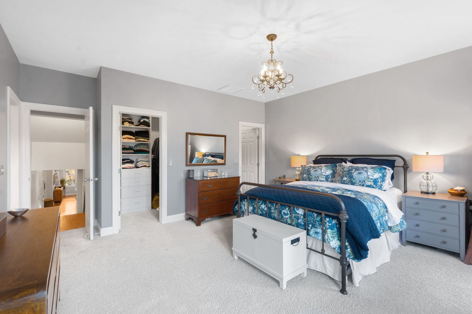3843 N Southport Avenue Unit: 2N
