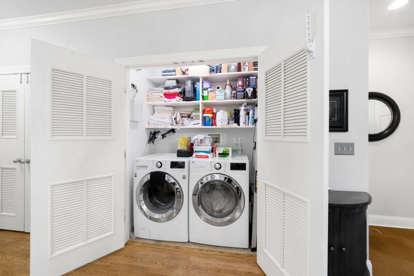 3843 N Southport Avenue Unit: 2N