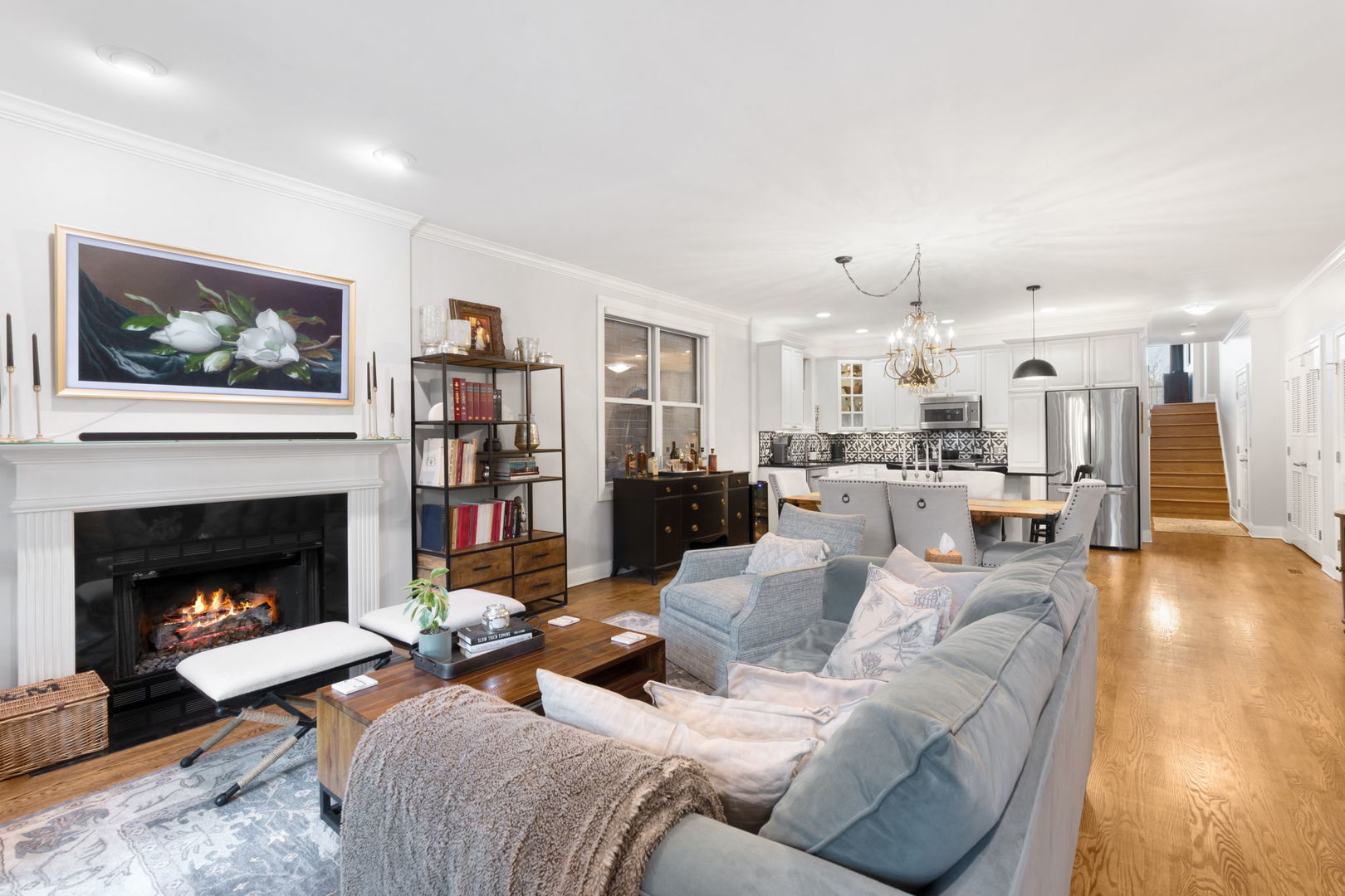 3843 N Southport Avenue Unit: 2N