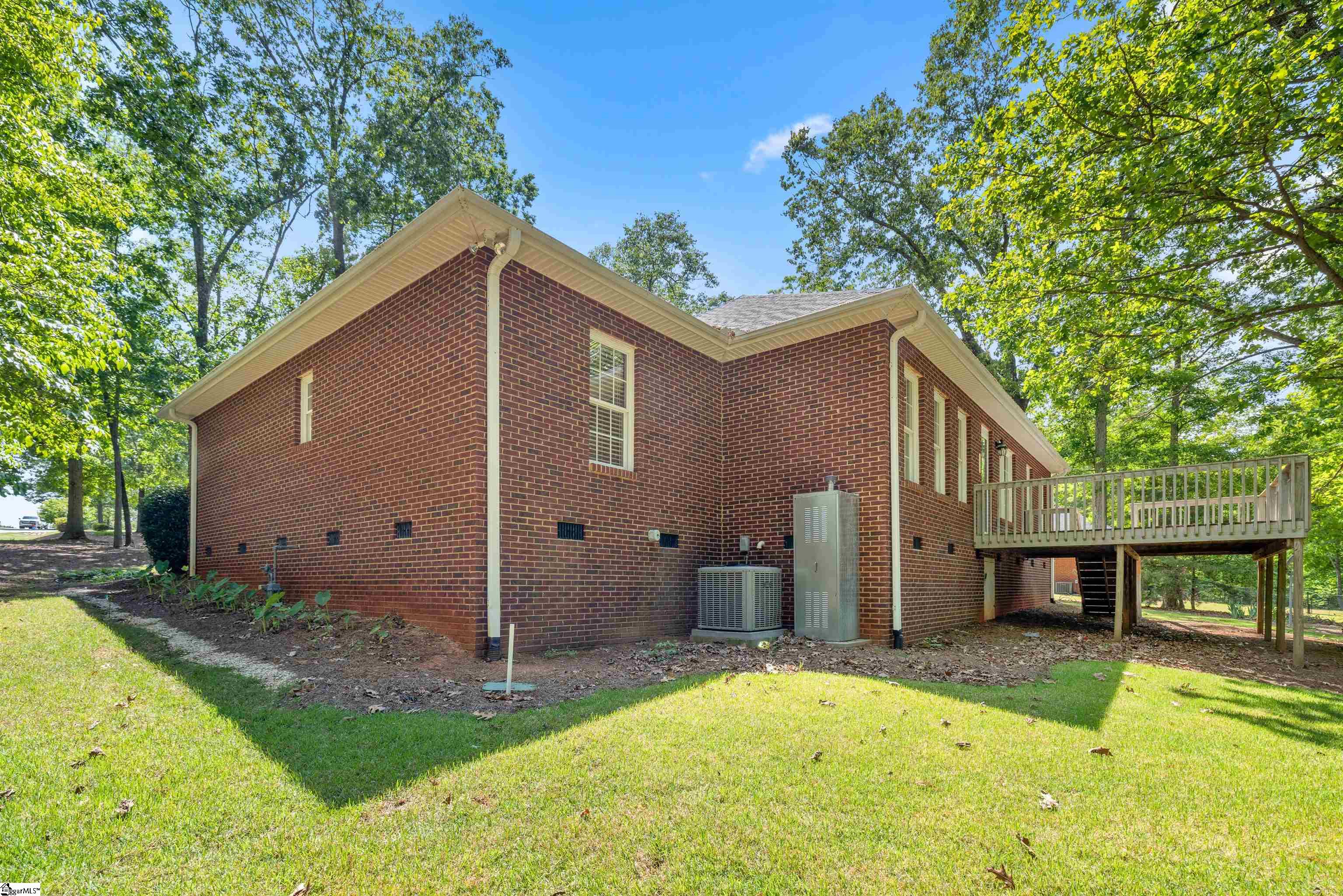 130 Charping Lane