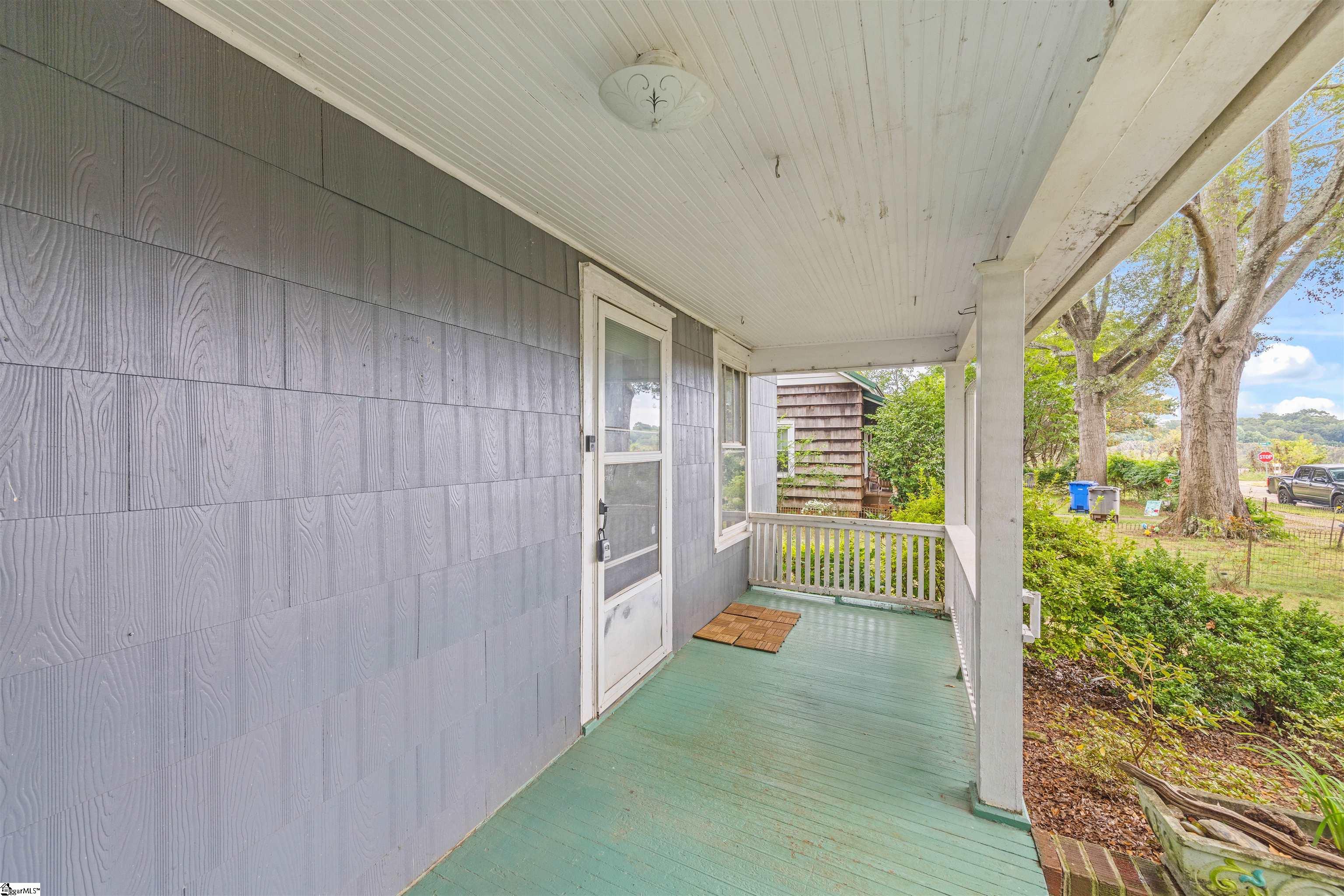6 Stephenson Avenue