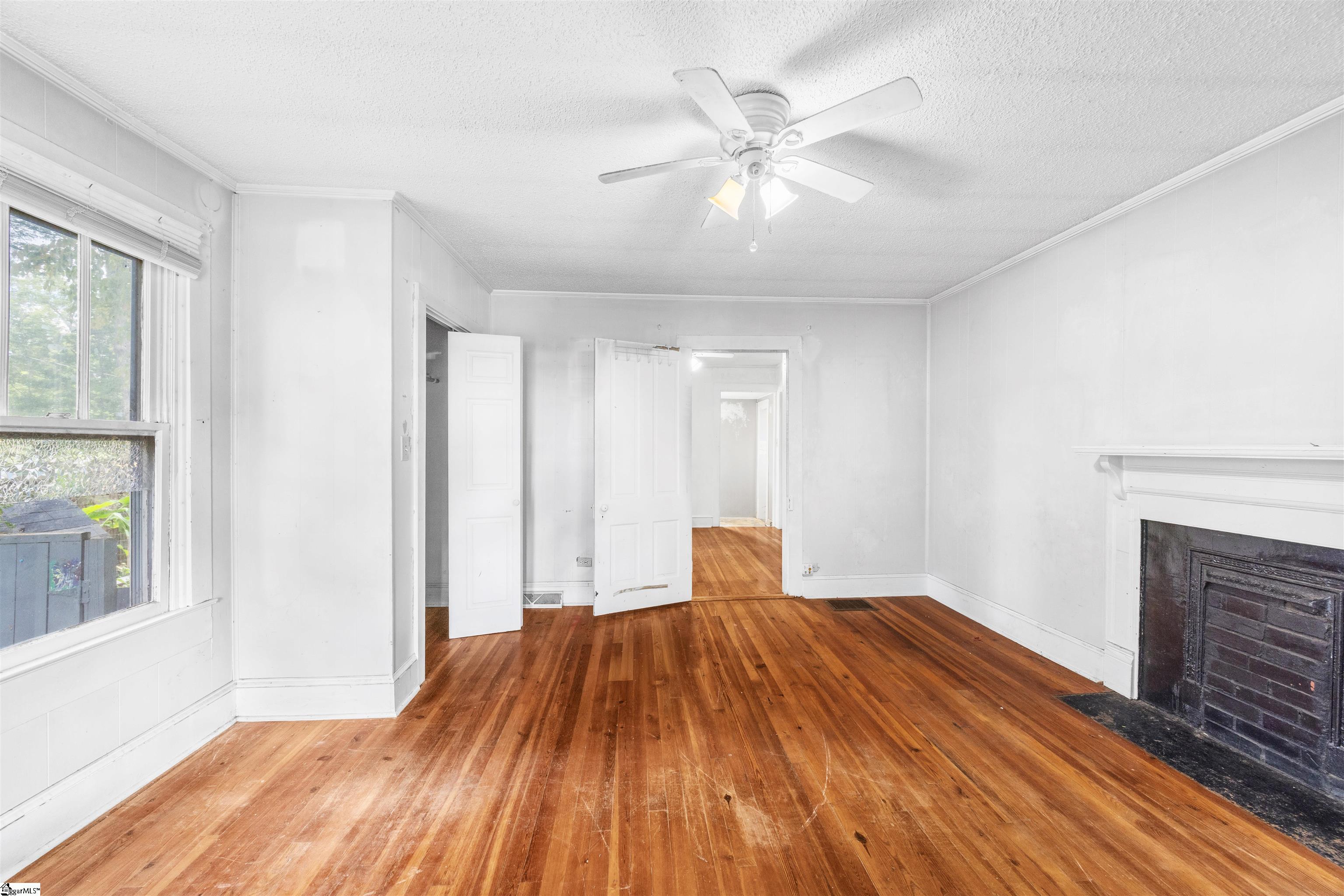 6 Stephenson Avenue