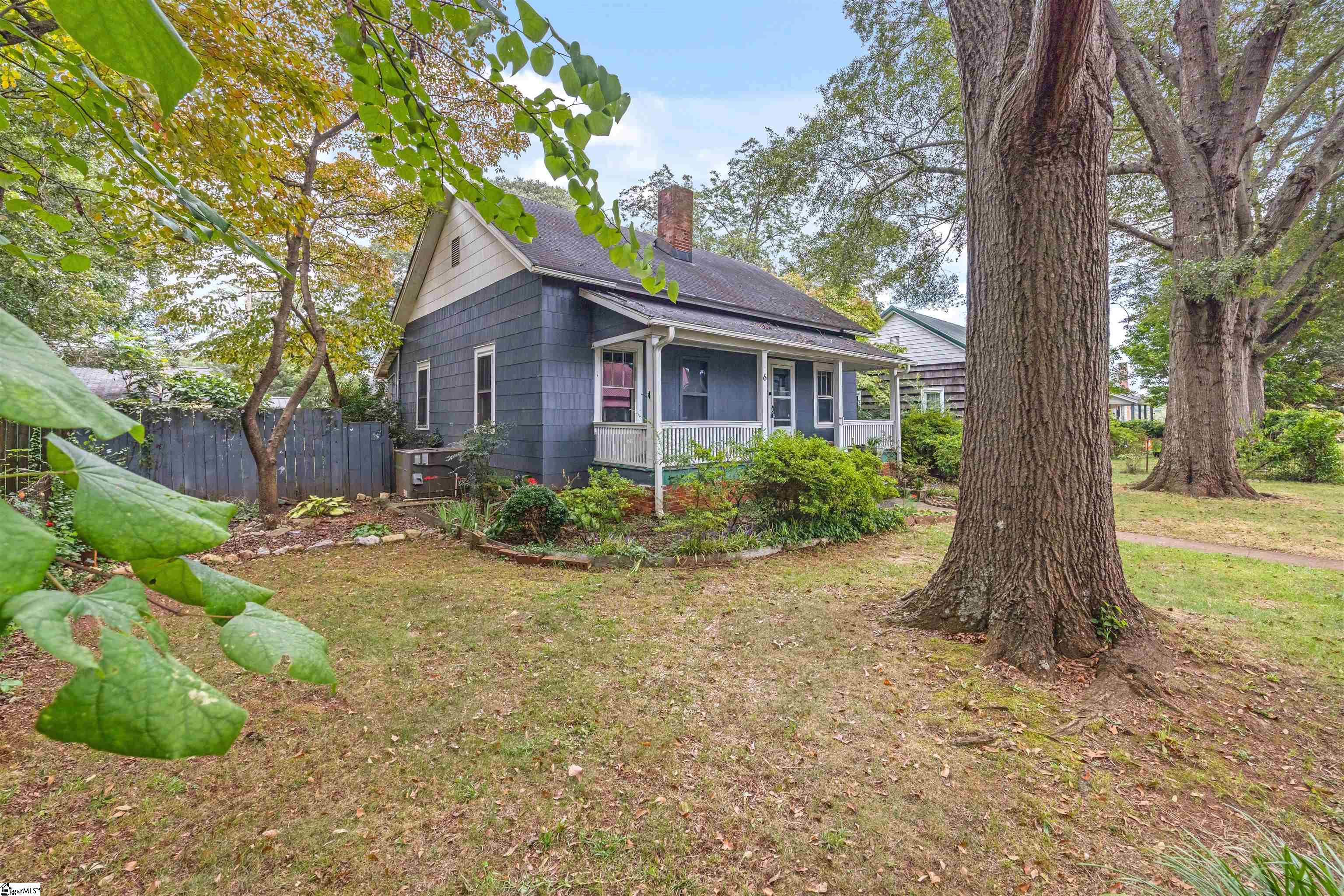 6 Stephenson Avenue