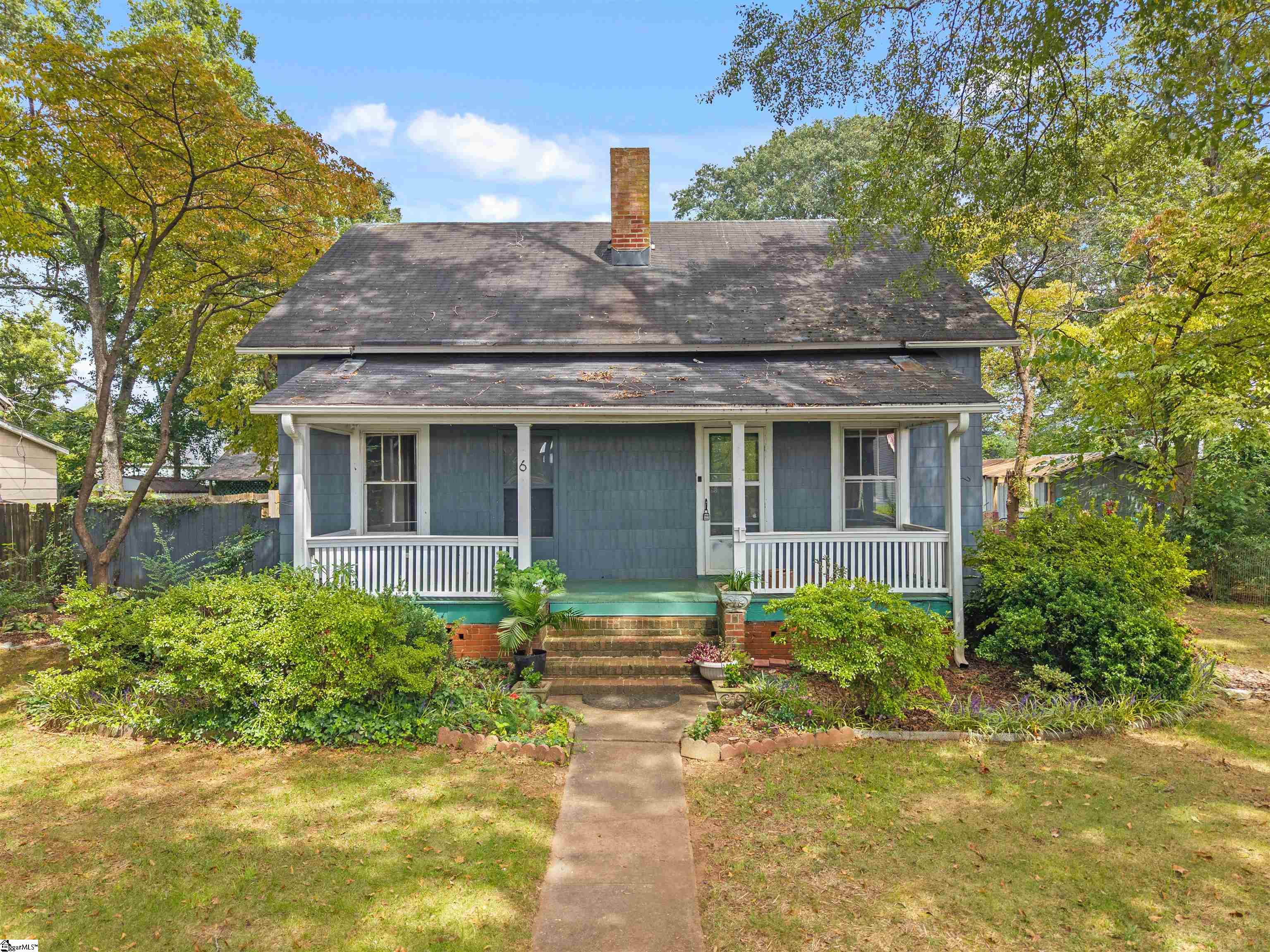 6 Stephenson Avenue