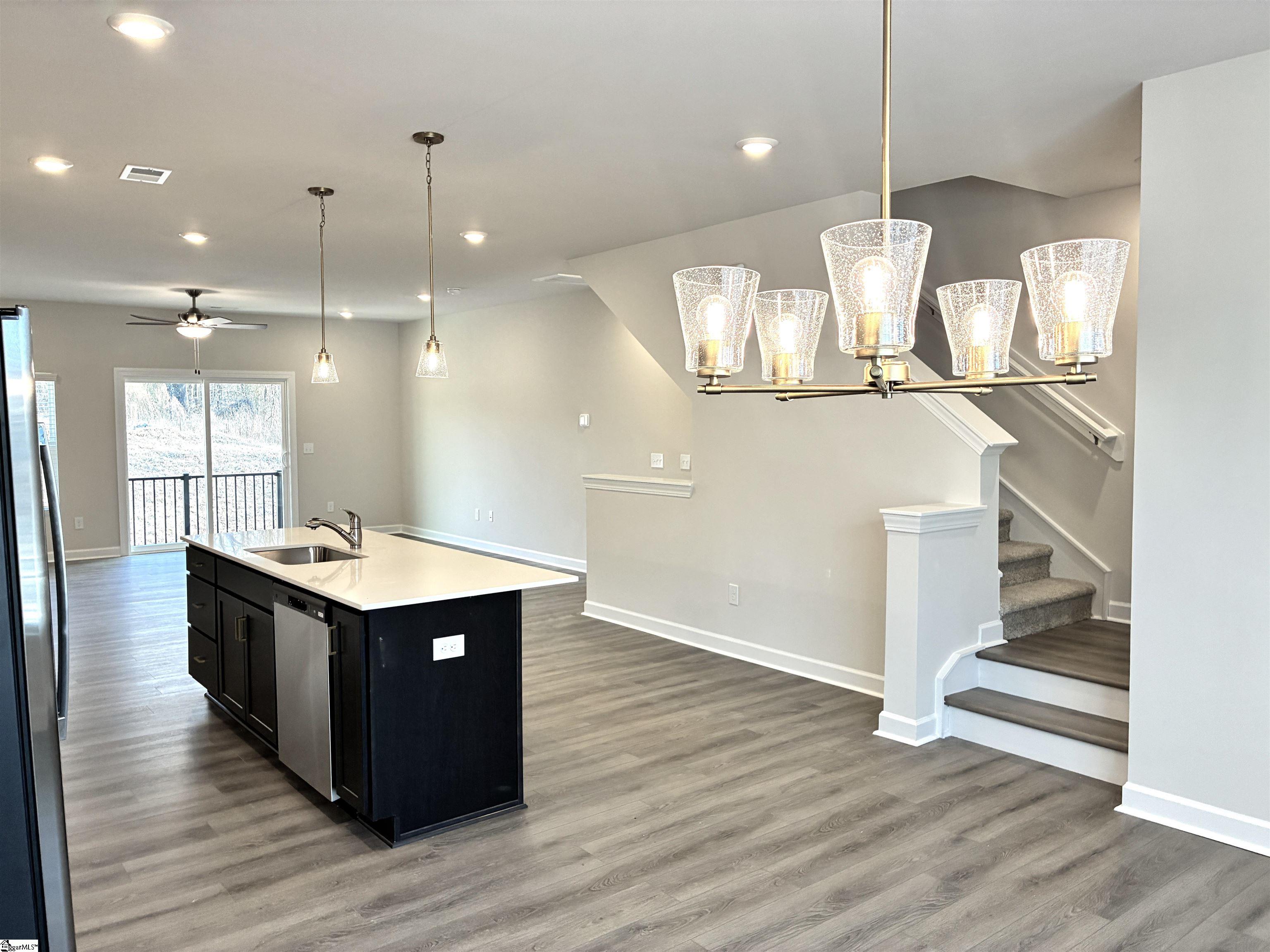 6 Pikewood Lane