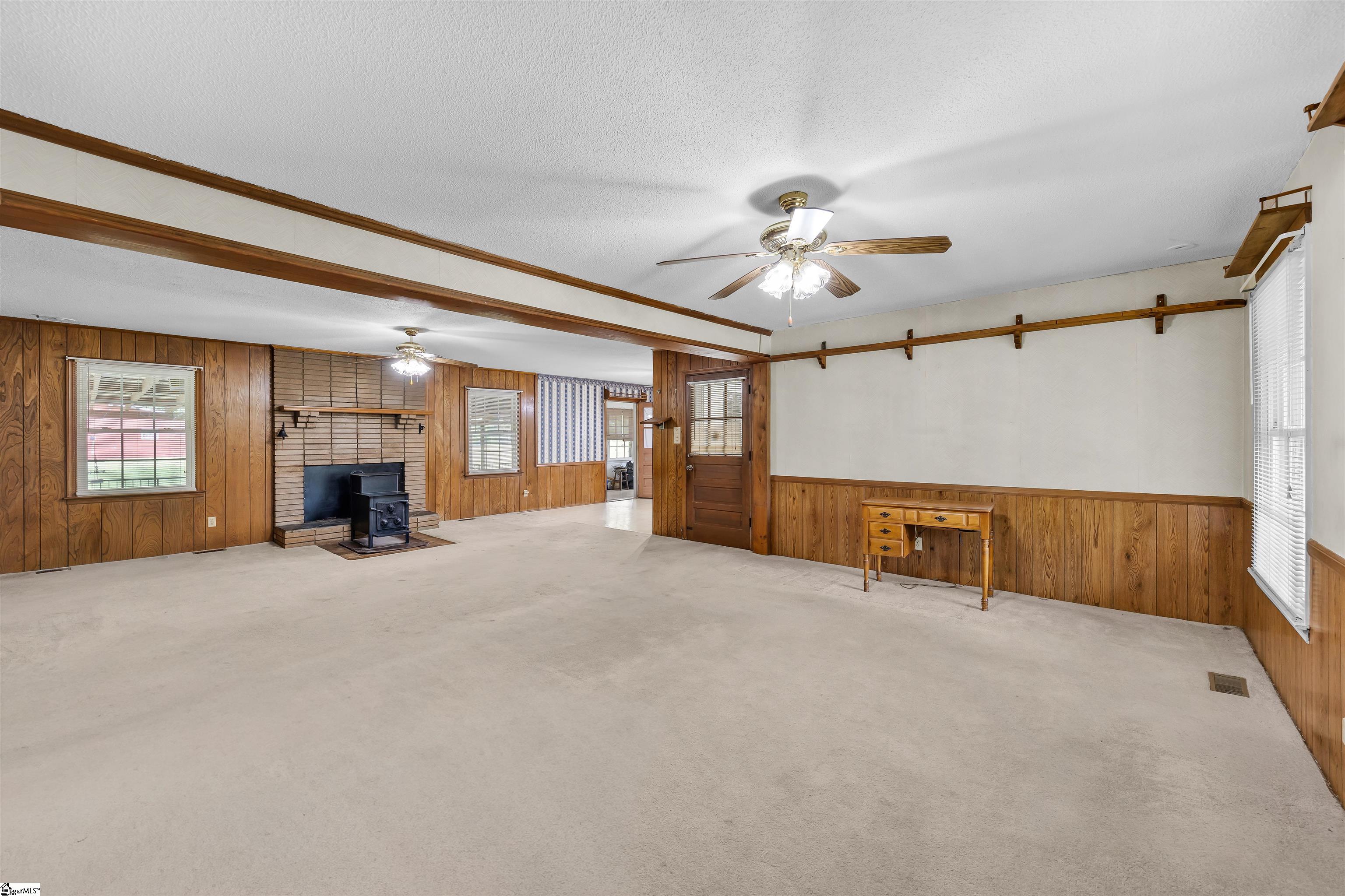 631 Riveroak Circle