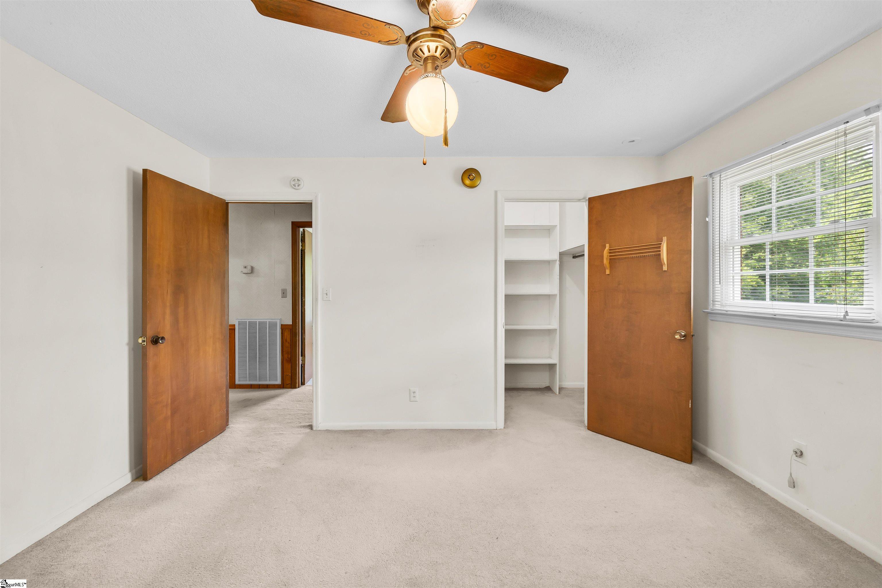 631 Riveroak Circle